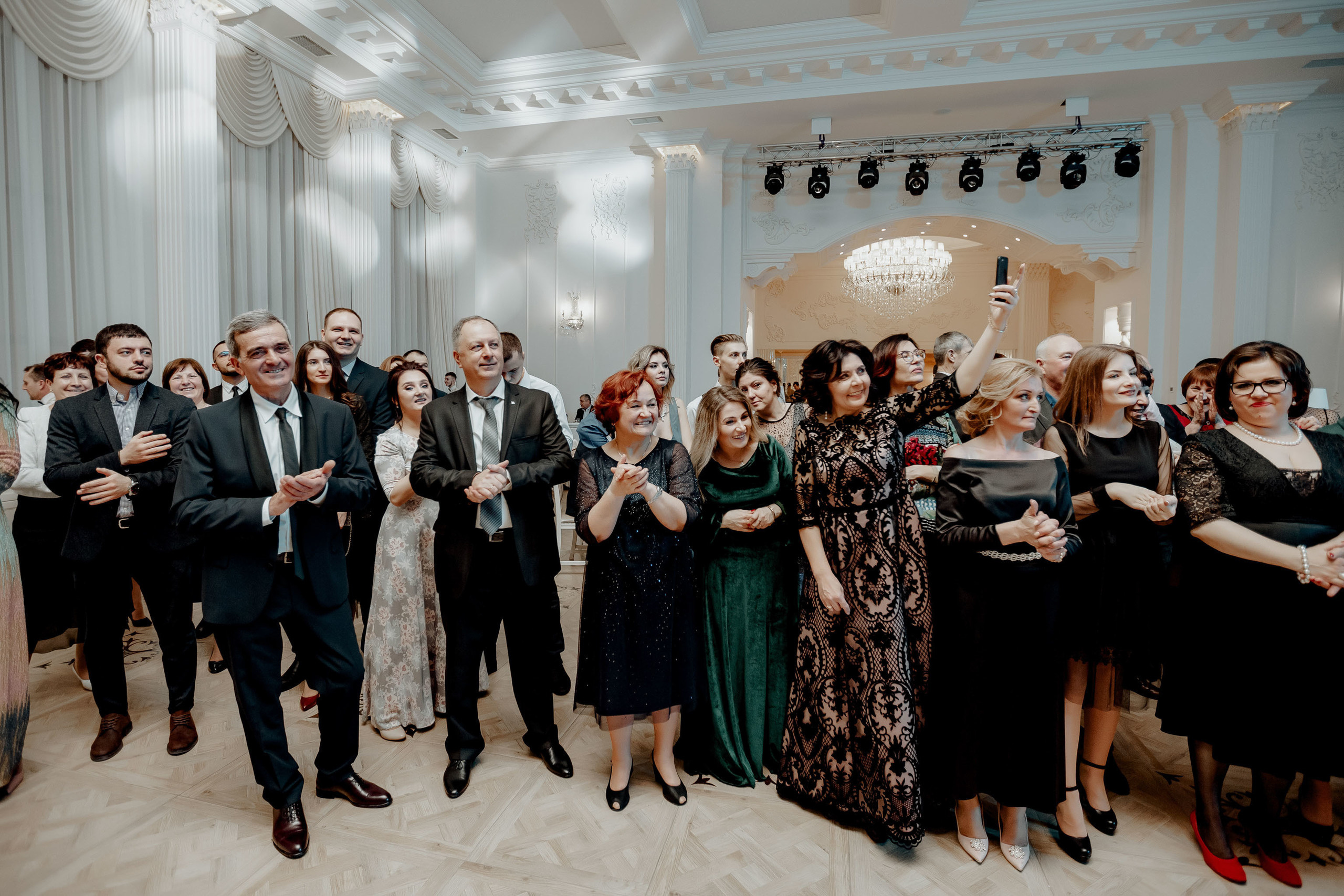 Dragoste în contrast -Moldova-. Servicii Foto Video în Chișinău și Europa ID-Brothers