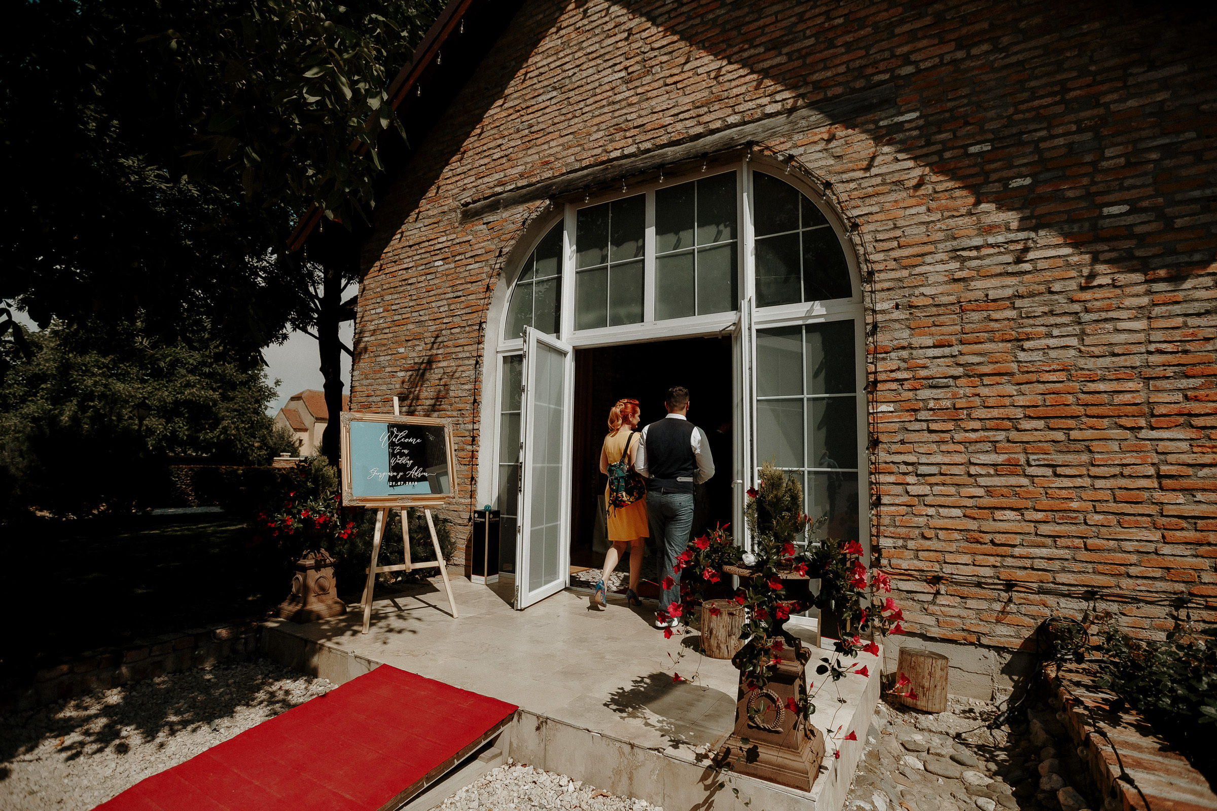 Unda iubirii  -Romania-. Servicii Foto Video în Chișinău și Europa ID-Brothers