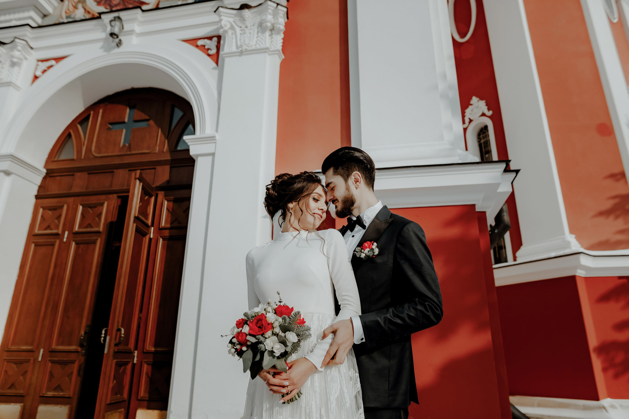 Dragoste în contrast -Moldova-. Servicii Foto Video în Chișinău și Europa ID-Brothers