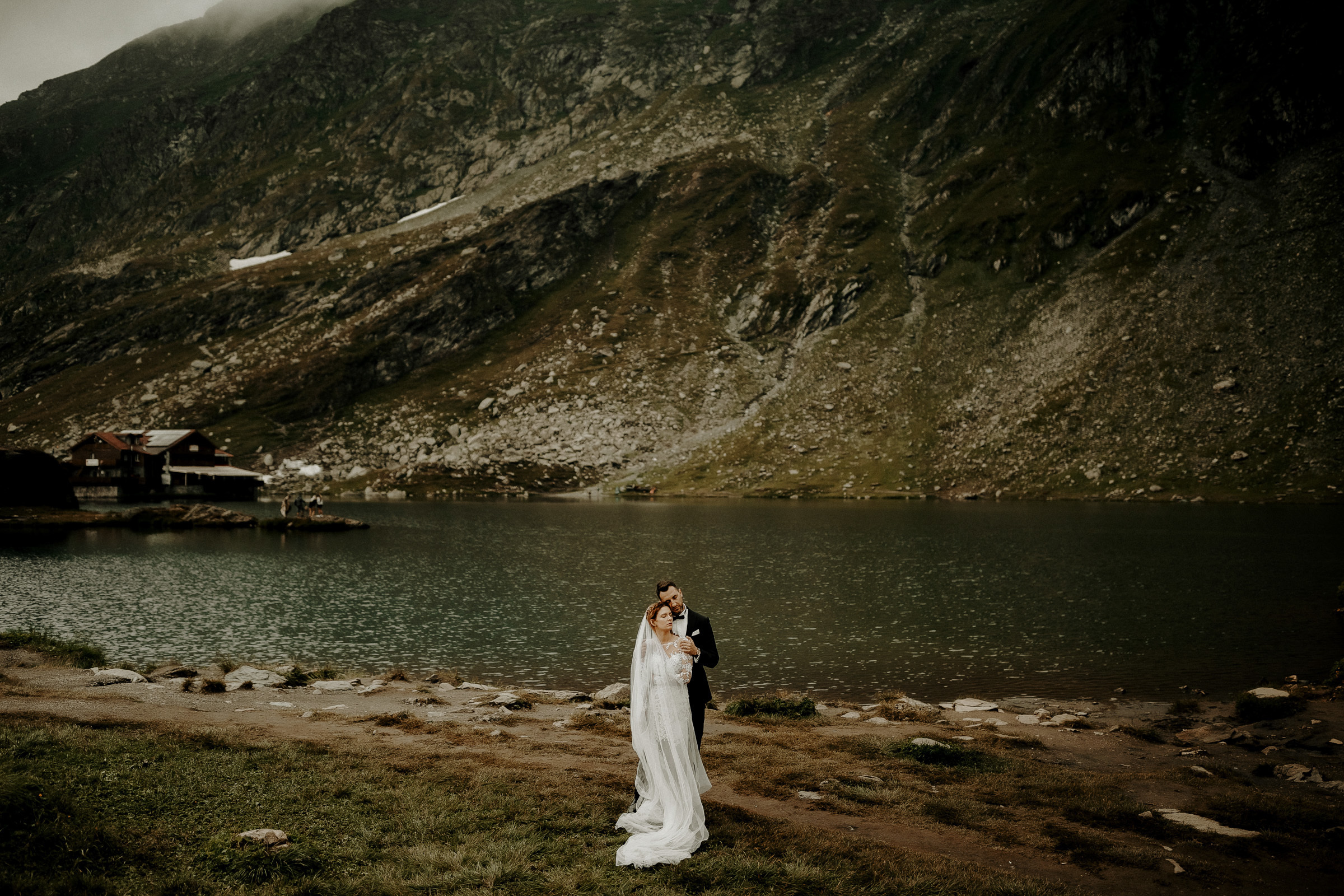 Unda iubirii  -Romania-. Servicii Foto Video în Chișinău și Europa ID-Brothers