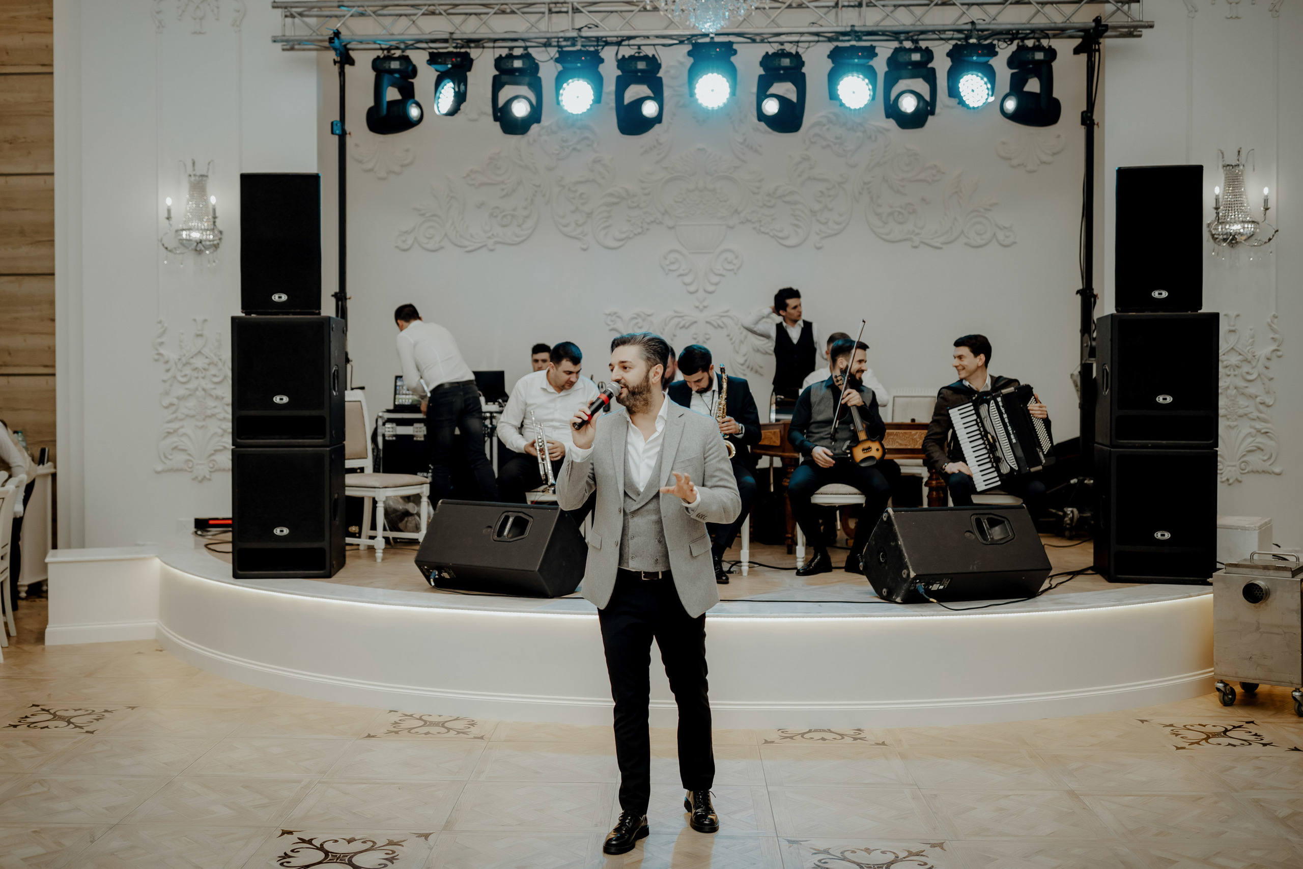 Dragoste în contrast -Moldova-. Servicii Foto Video în Chișinău și Europa ID-Brothers