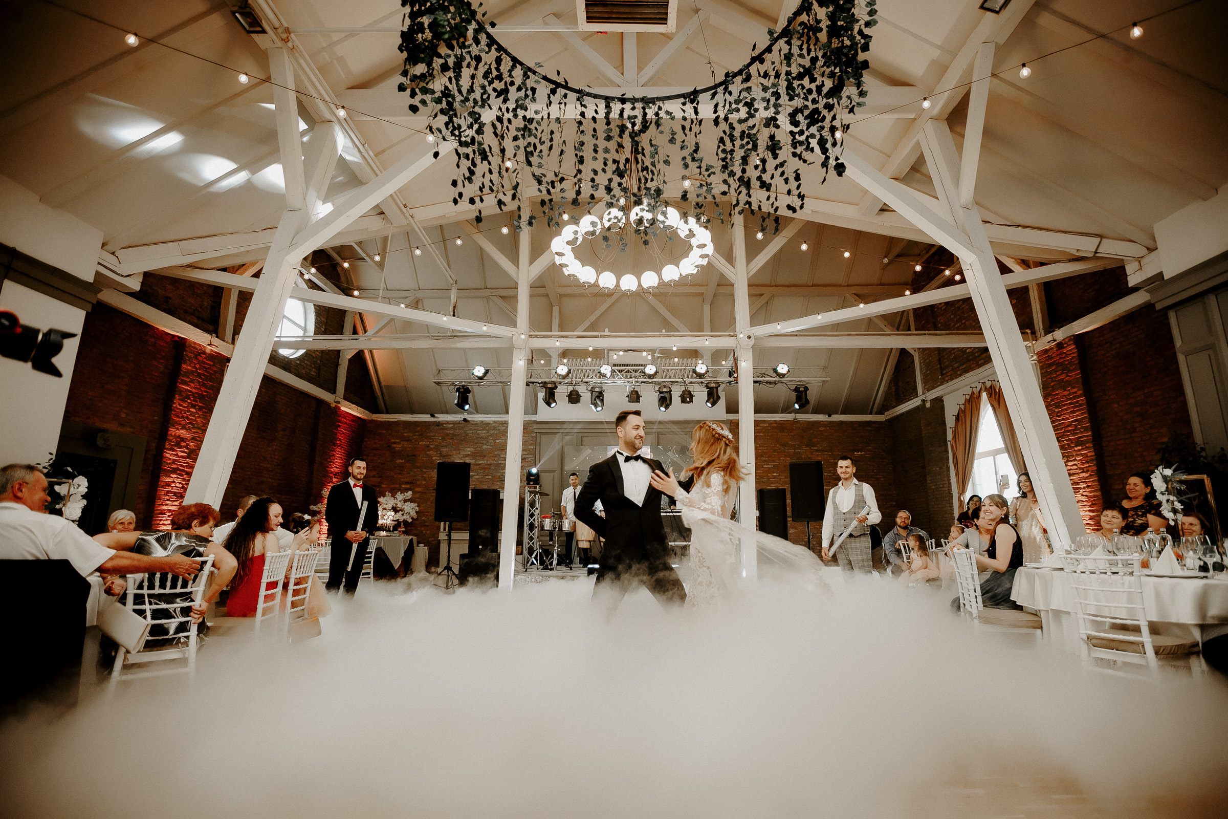 Unda iubirii  -Romania-. Servicii Foto Video în Chișinău și Europa ID-Brothers