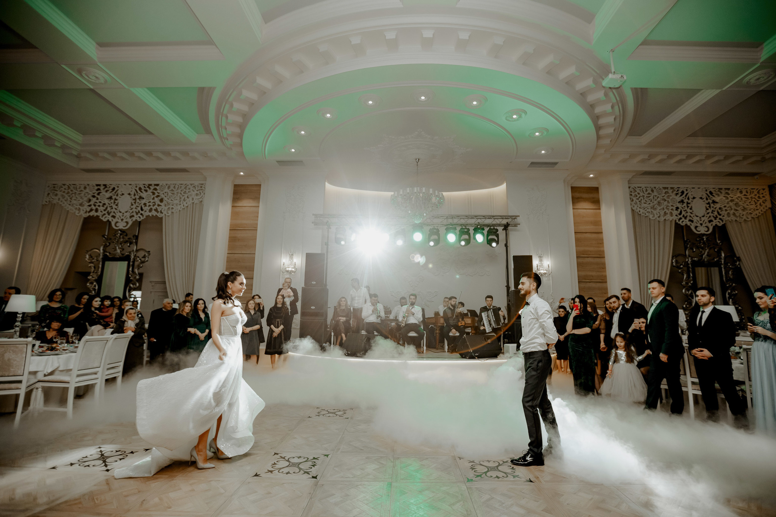 Dragoste în contrast -Moldova-. Servicii Foto Video în Chișinău și Europa ID-Brothers