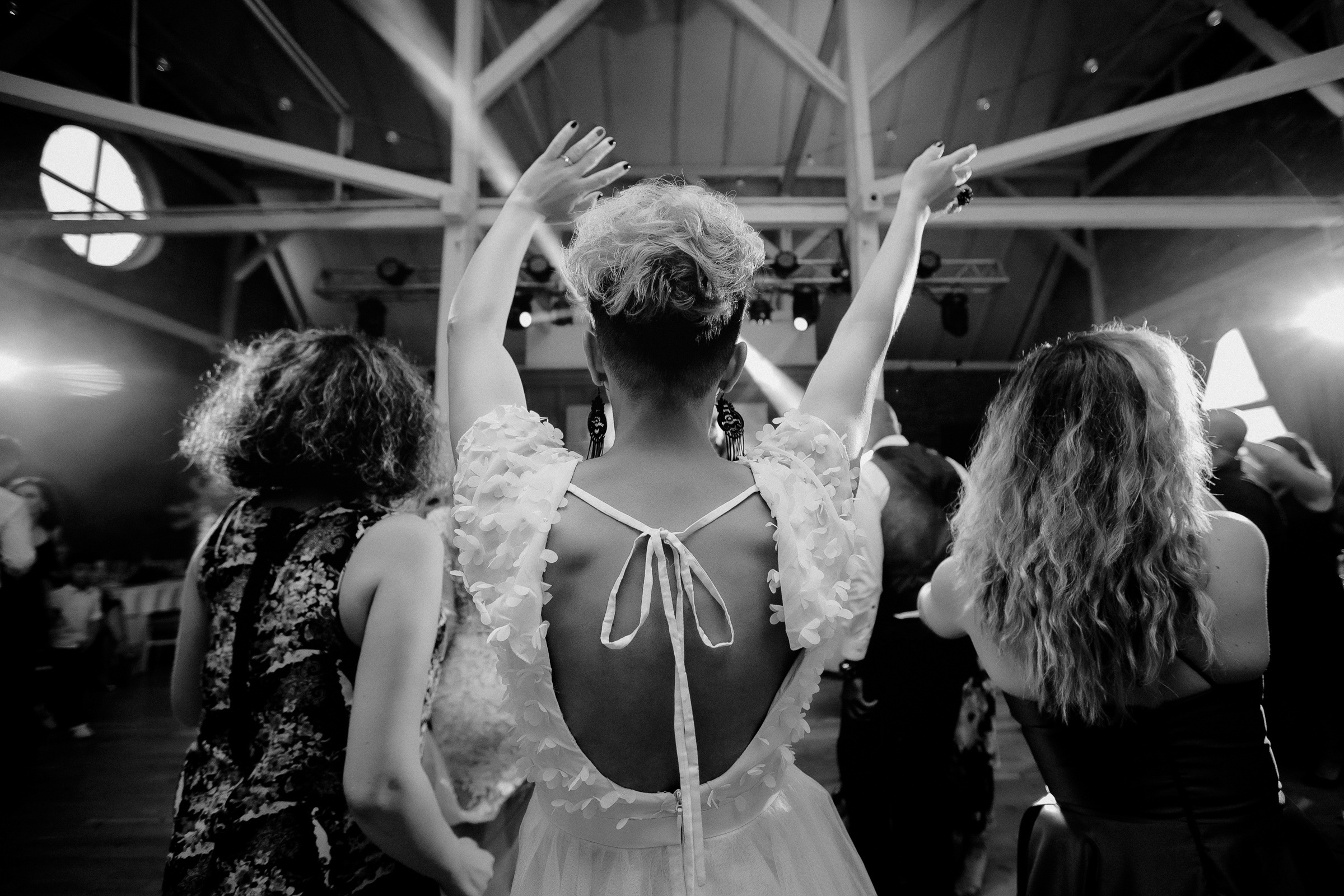 Unda iubirii  -Romania-. Servicii Foto Video în Chișinău și Europa ID-Brothers