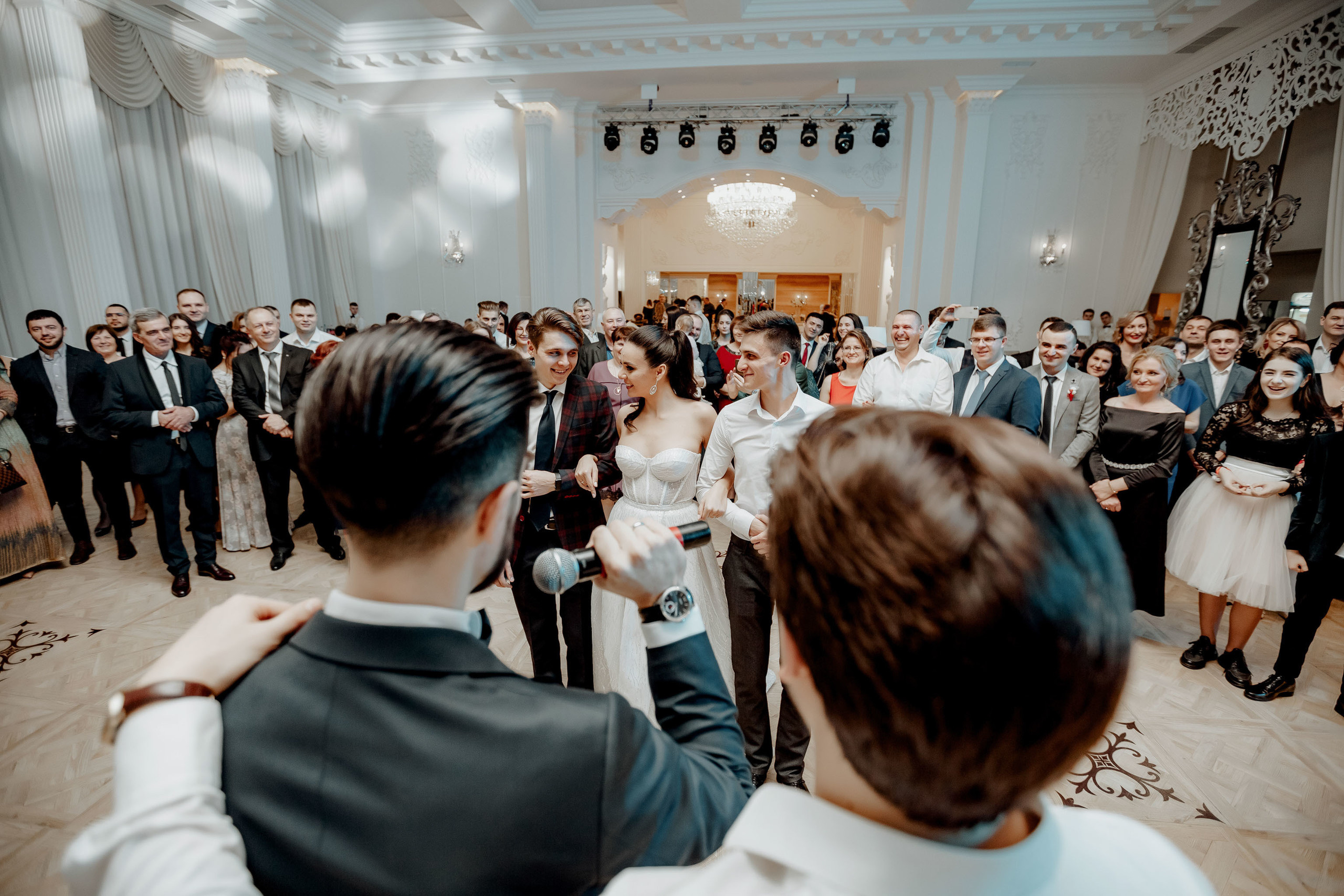 Dragoste în contrast -Moldova-. Servicii Foto Video în Chișinău și Europa ID-Brothers