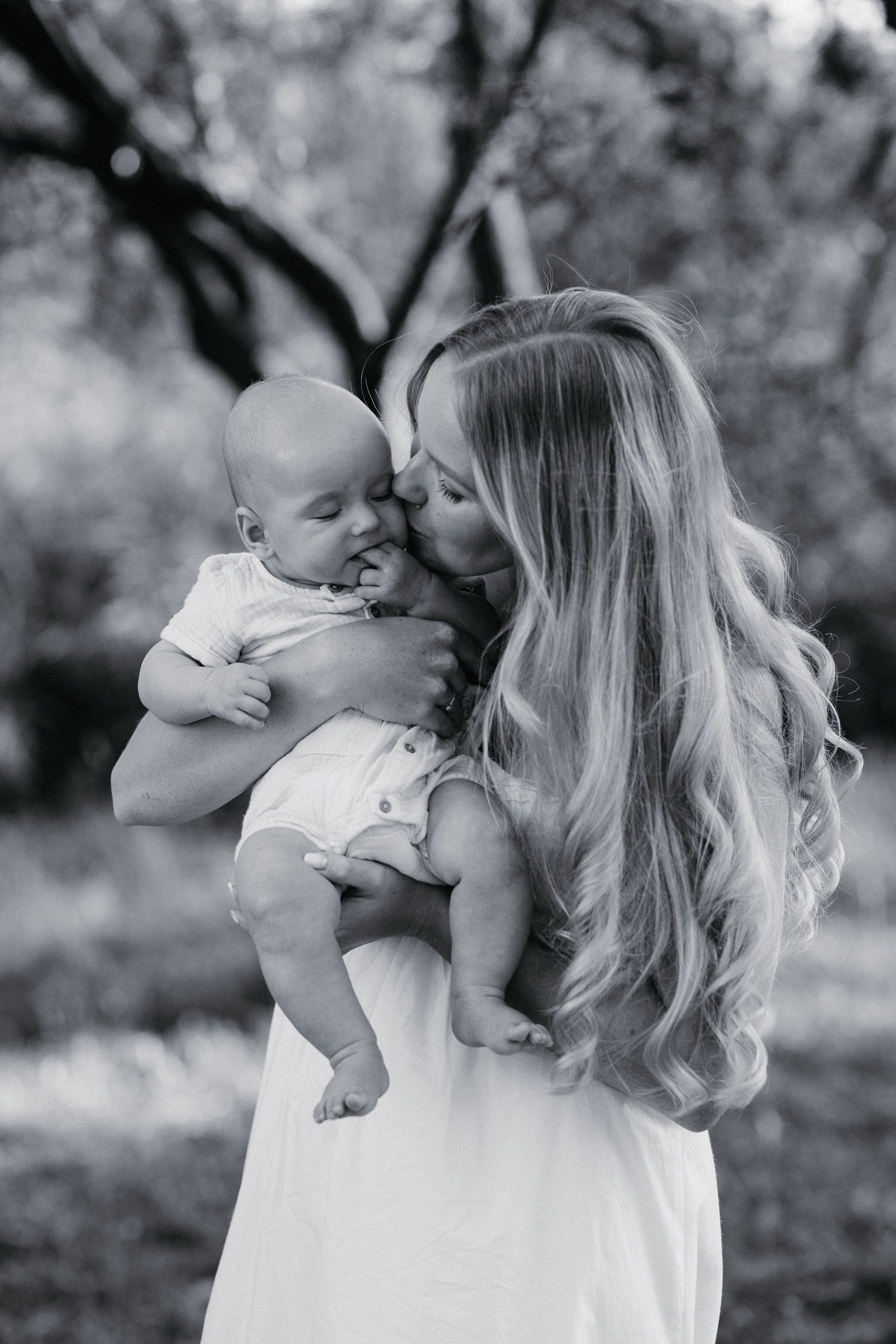 Pełna emocji fotografia sesja rodzinna i love story par zakochanych lifestyle | Natalia Malinowska Fotografia | Augustów Warszawa. Natalia Malinowska Fotografia | Fotograf ślubny i rodzinny Augustów Warszawa