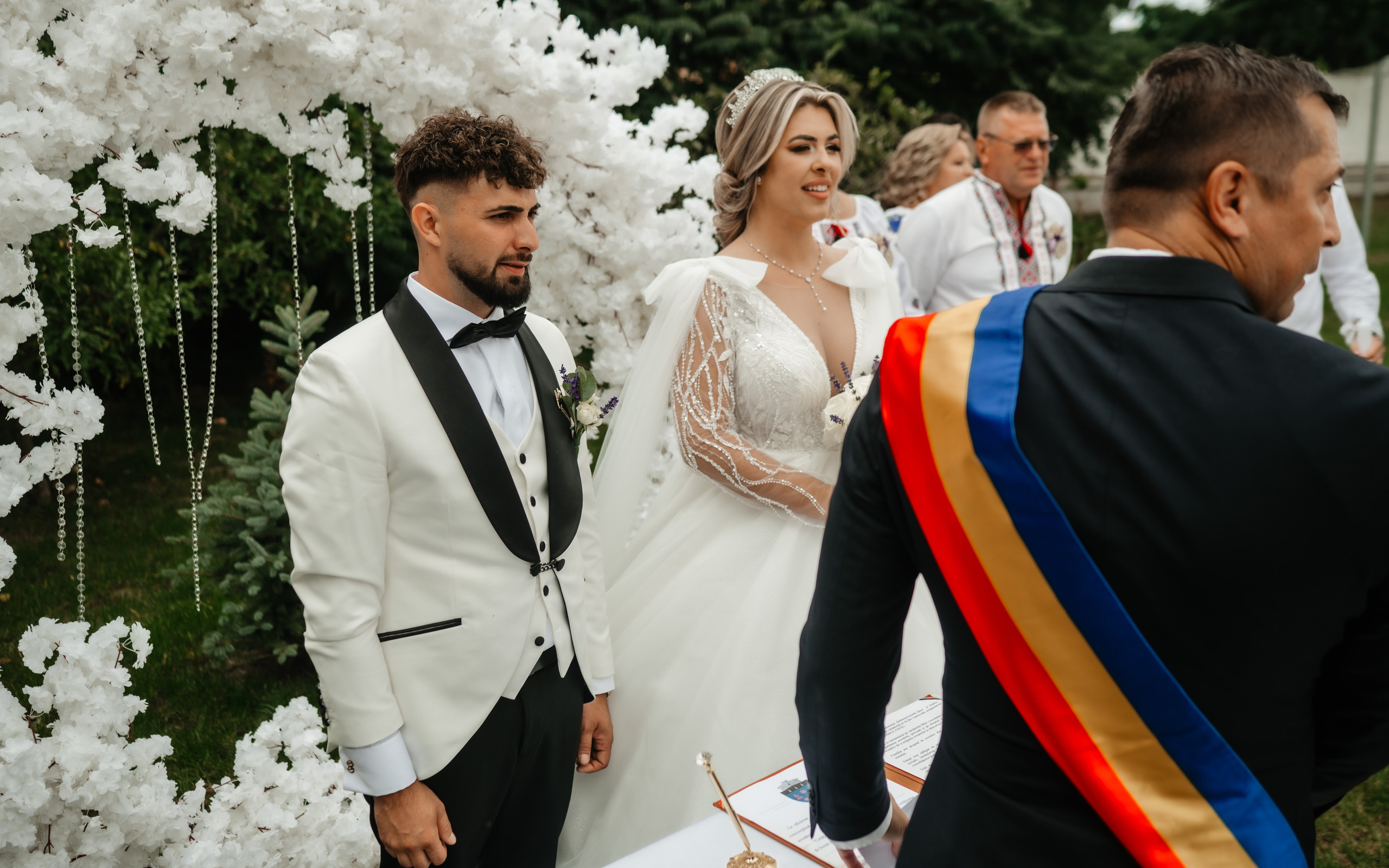 🤎 D a i a n a & D a n i e l - Wedding Day Preview. Wedding & Family Photographer