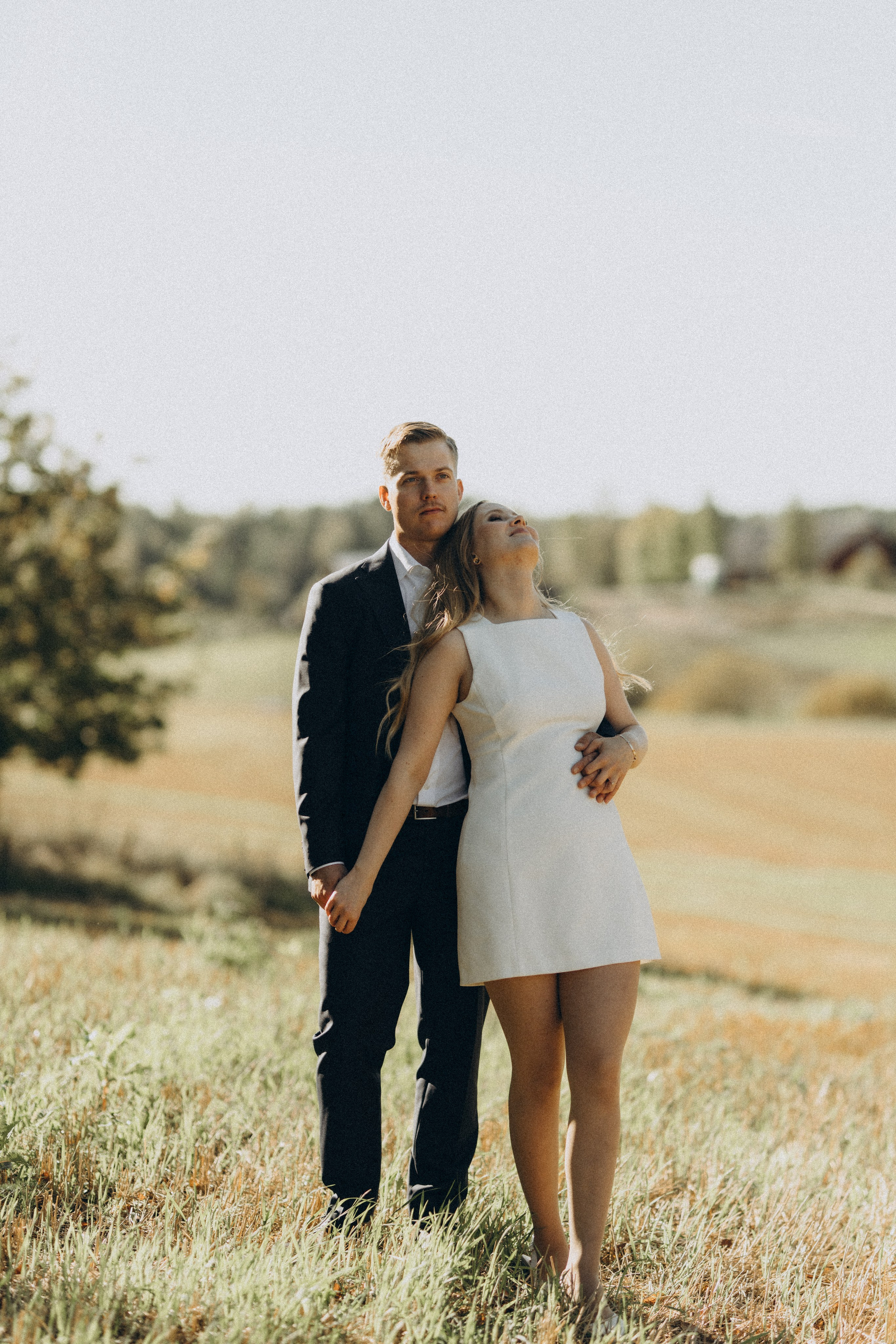 Wedding photo session in Pornainen. Wedding and portrait photographer in Helsinki Vickan O