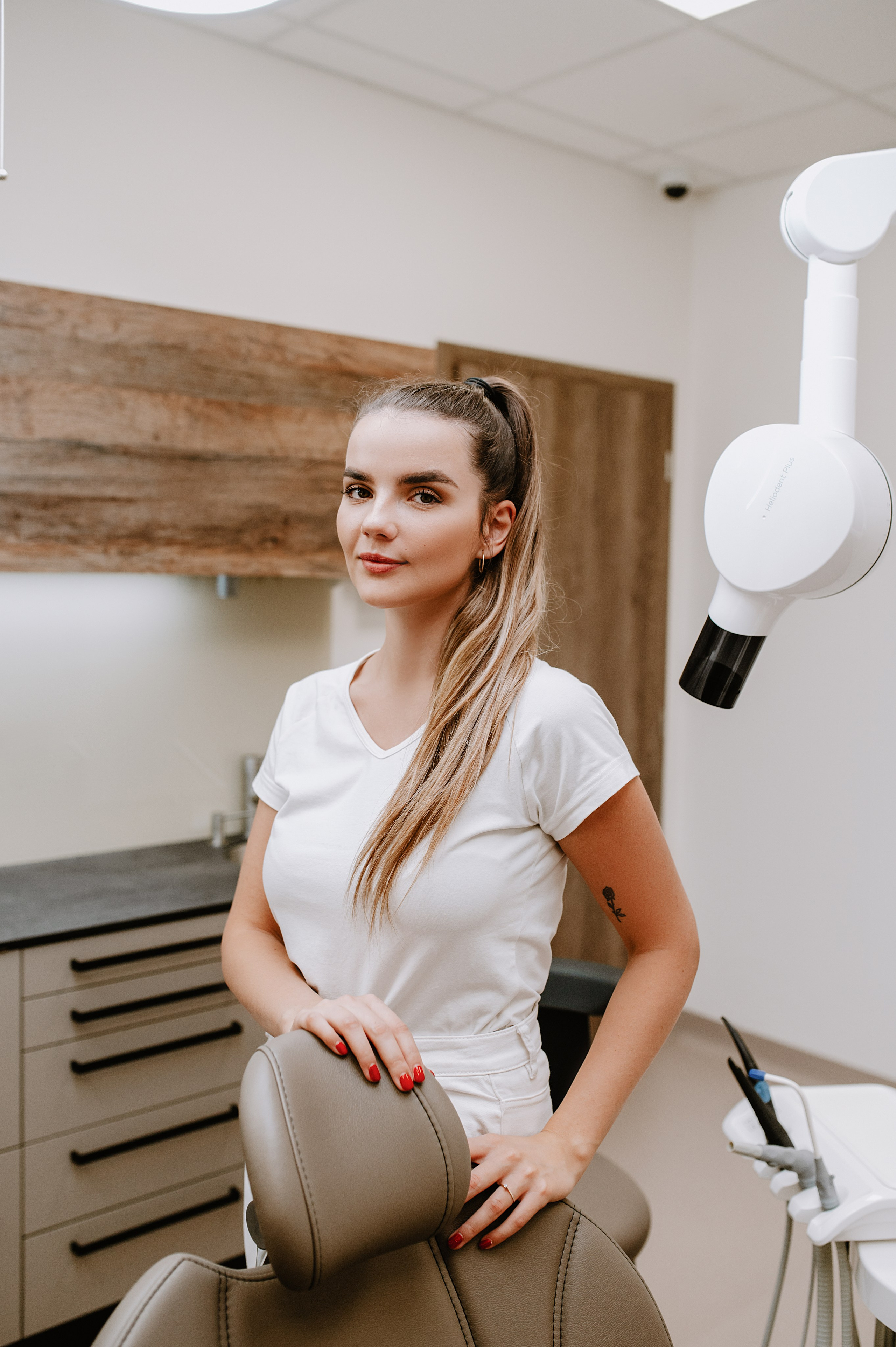 EDClinic dentistry in Prague. ANNA-MARIA PHOTO CONTENT CREATOR — фотограф, естет, художник і візуальний експерт Instagram у Празі