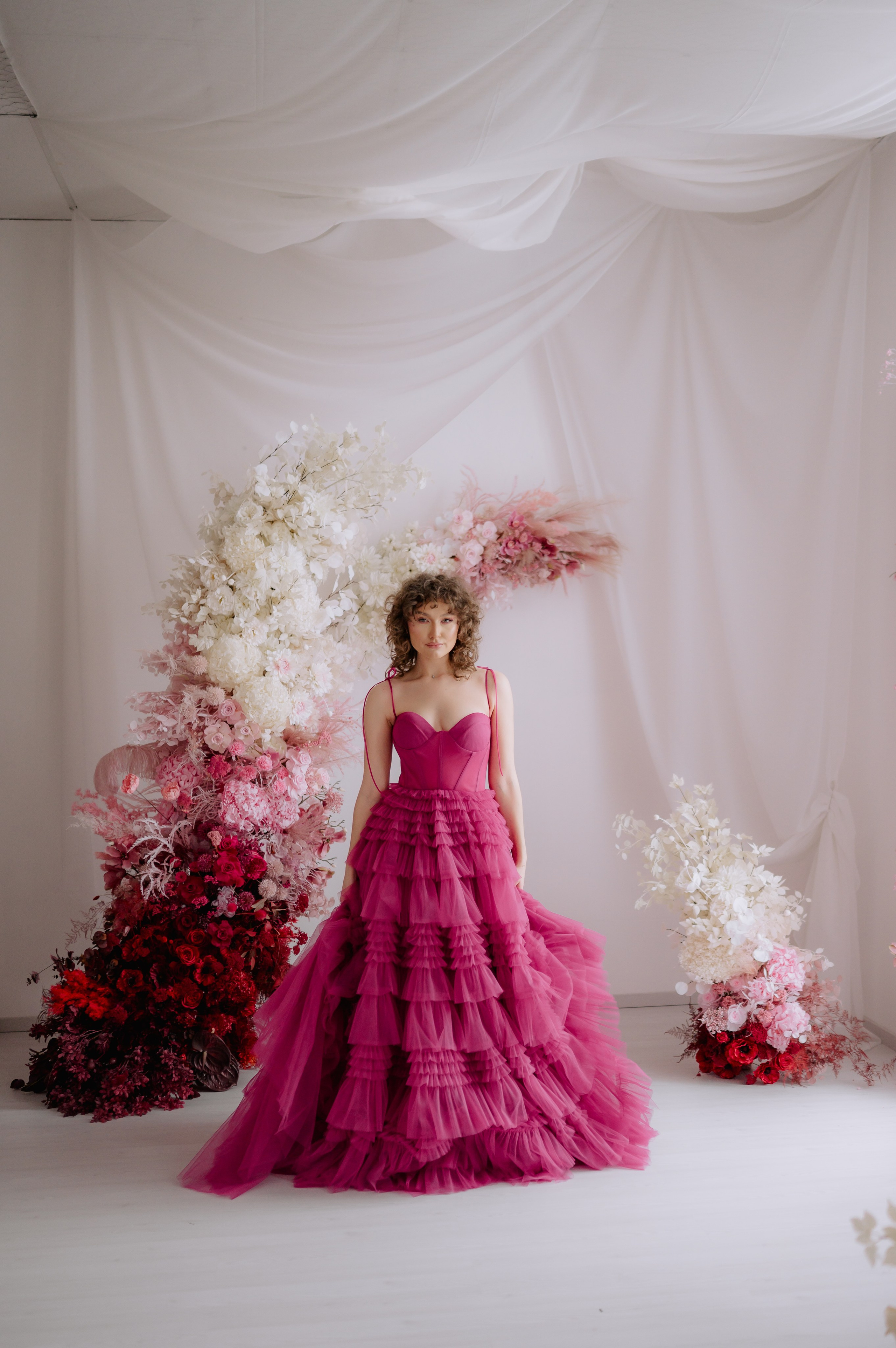 Fotografii in studio. Proud Vision Weddings | Wedding Photography & Film — Servicii profesionale Foto Video Nunta Iasi