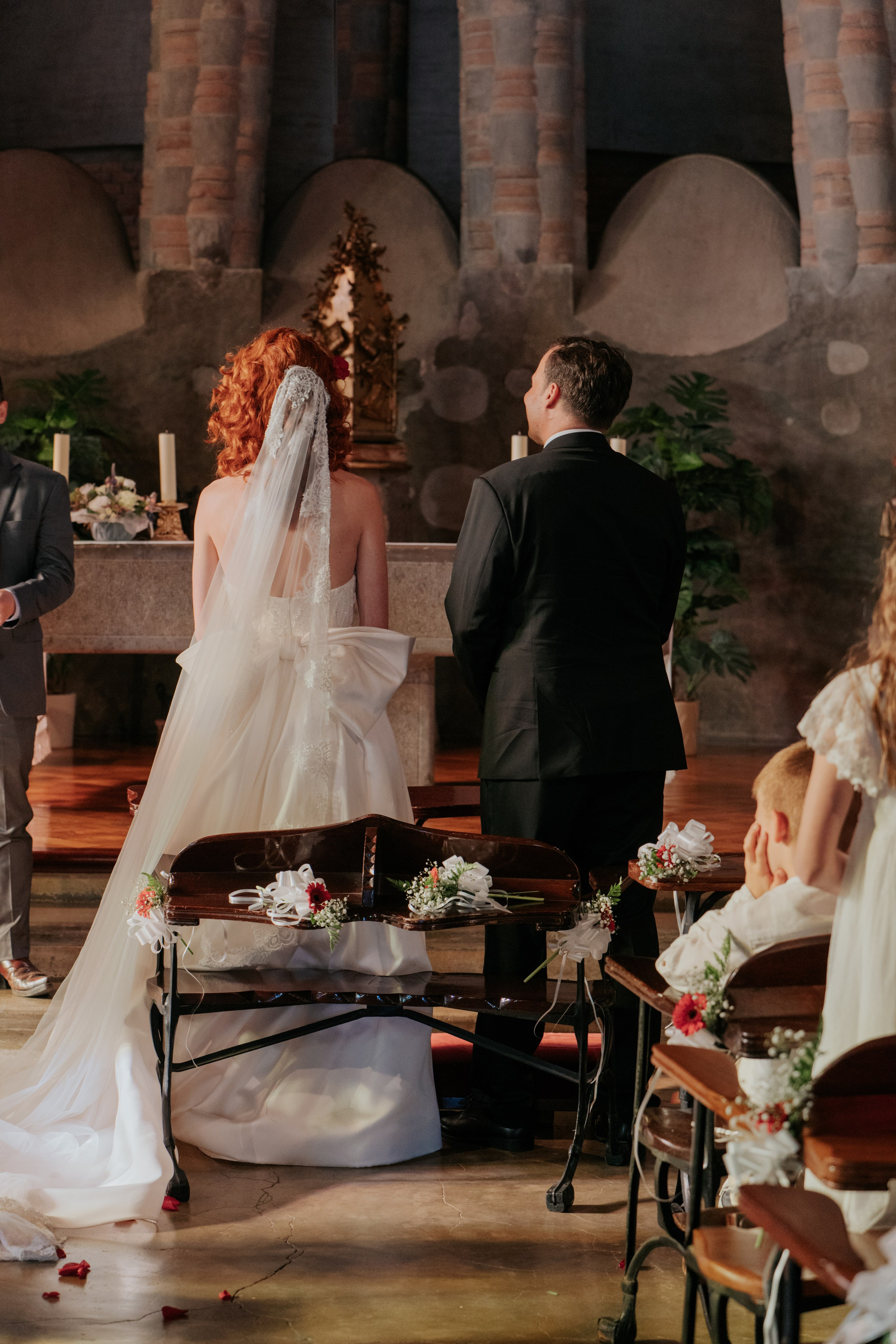 Elegant Girona Pre-wedding Photography