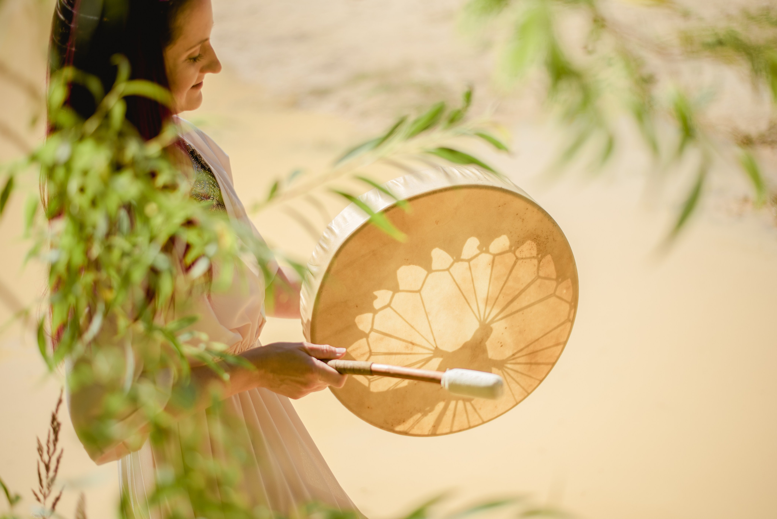 Eva. Lifestyle, wedding and family photographer