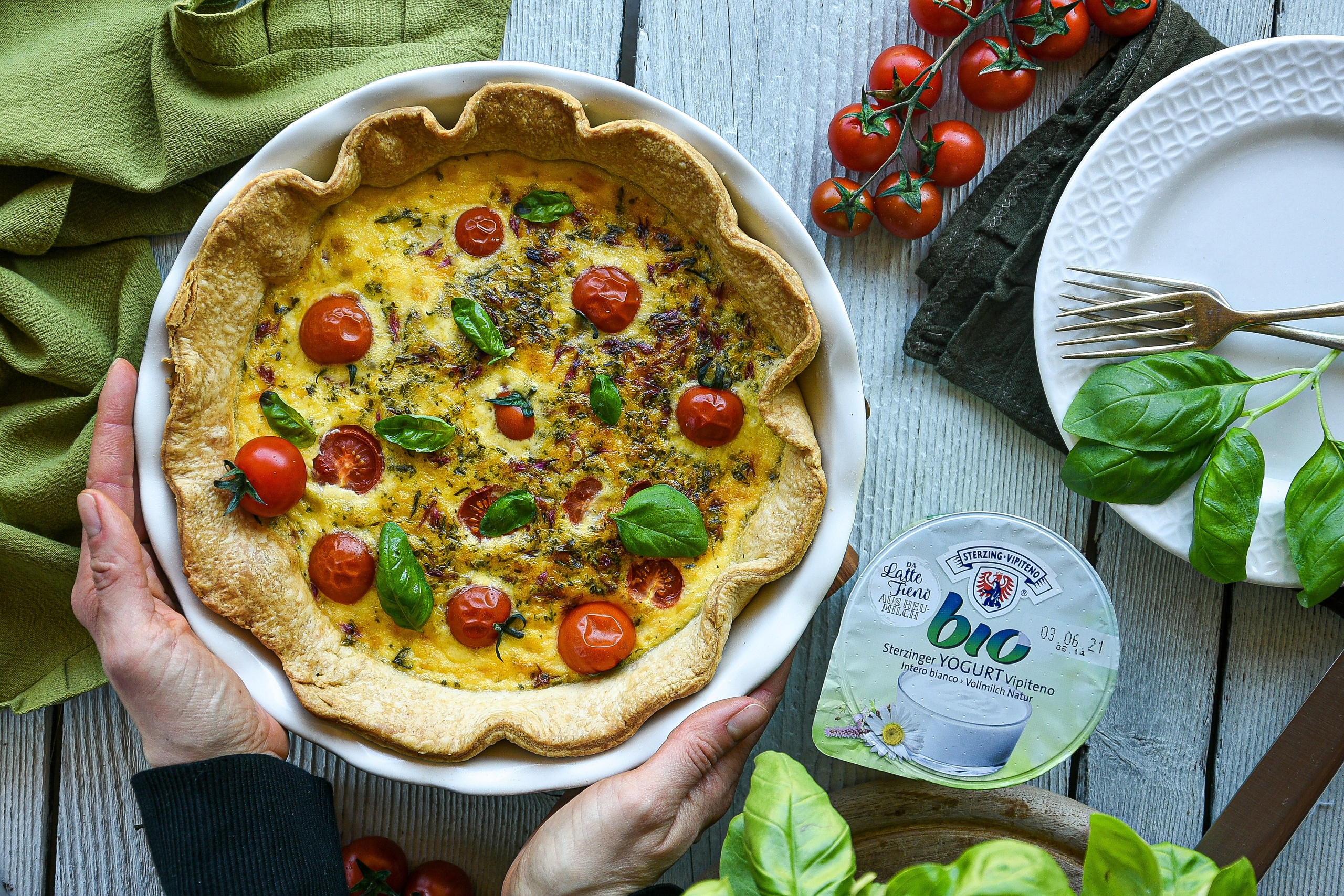 Sterzinger Joghurt. Familienfotografin aus Sterzing Elena Muehlsteiger