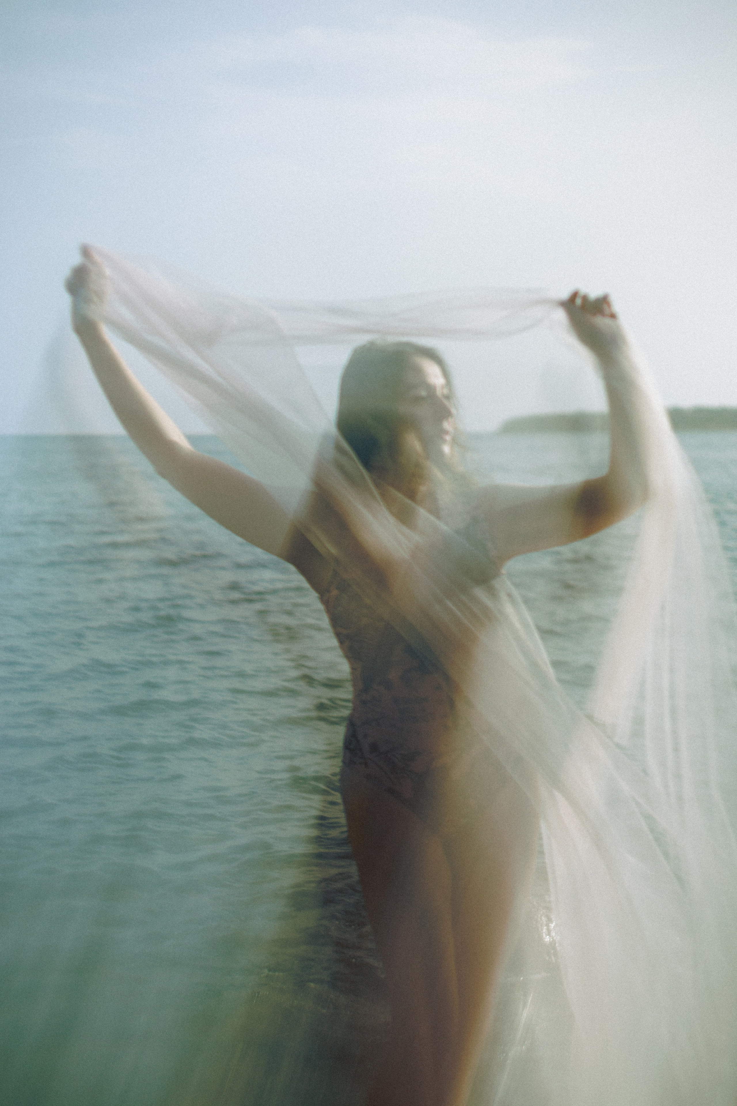 Seaside photoshoot for Elena. Photographer in Greece Kristina