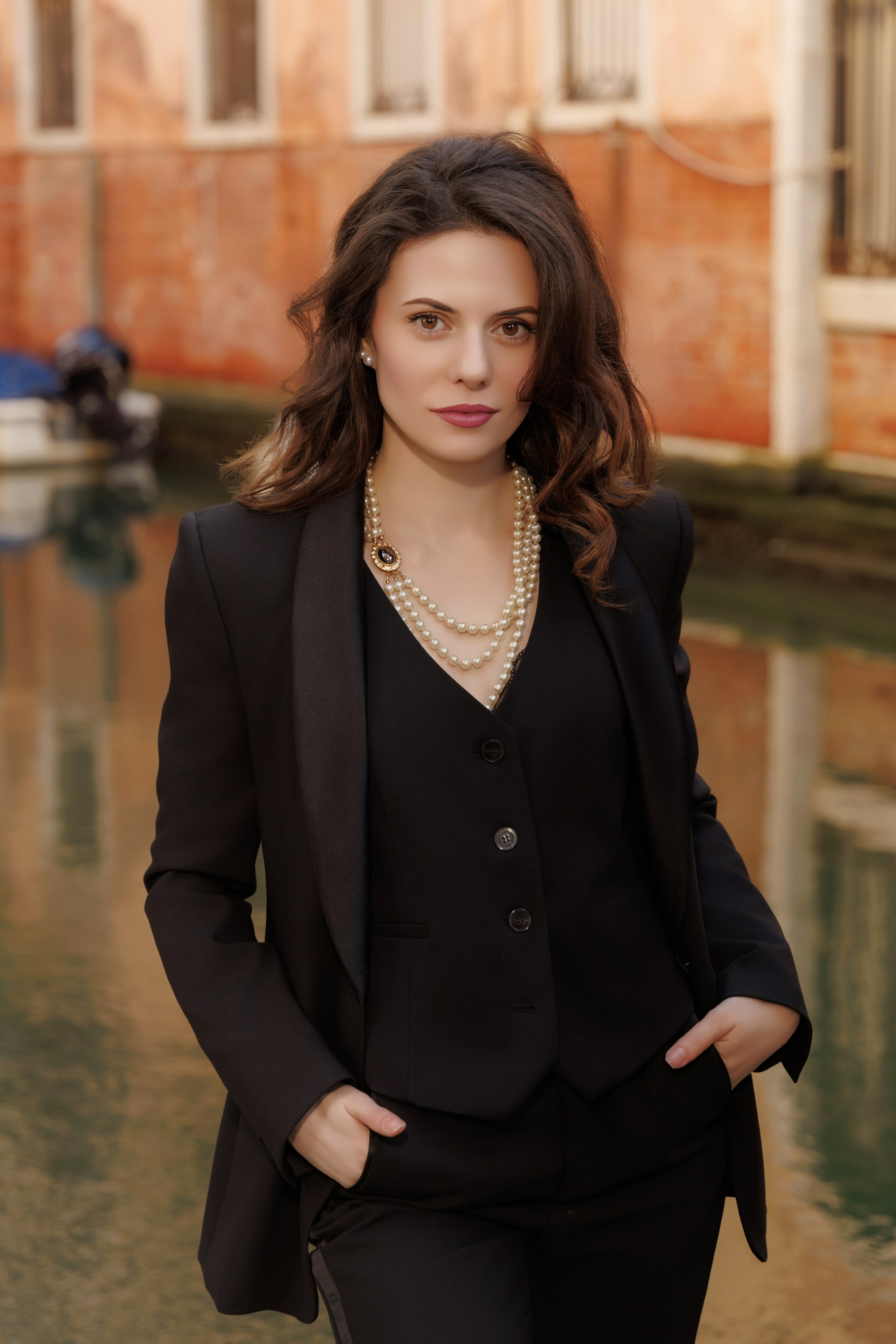 Portrait. Fotografo professionista specializzato in fotografia di matrimoni, cermonie ed eventi!