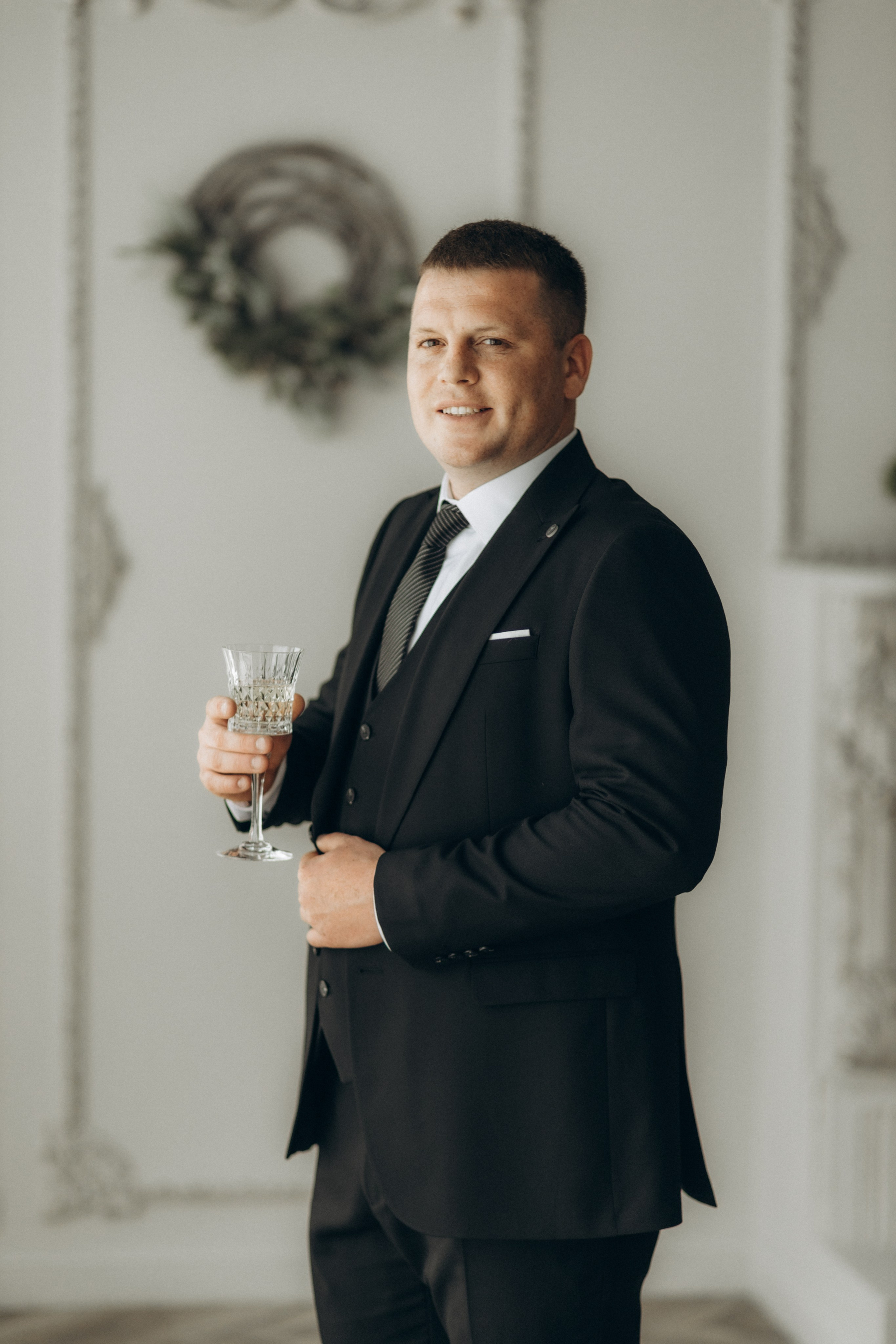 Nikolly & Constantin. Home