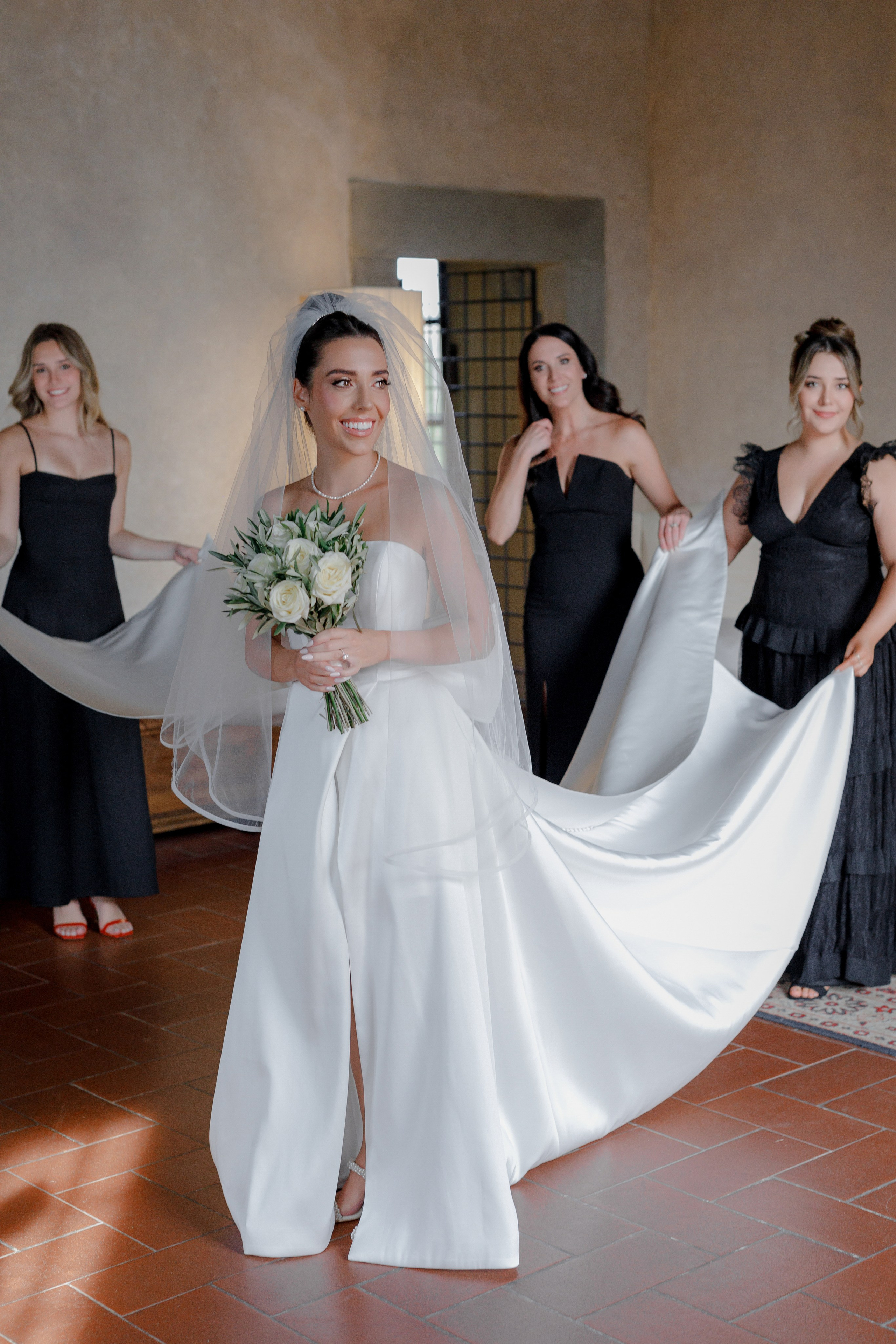 Dom&Ally. Wedding photographer Italy
