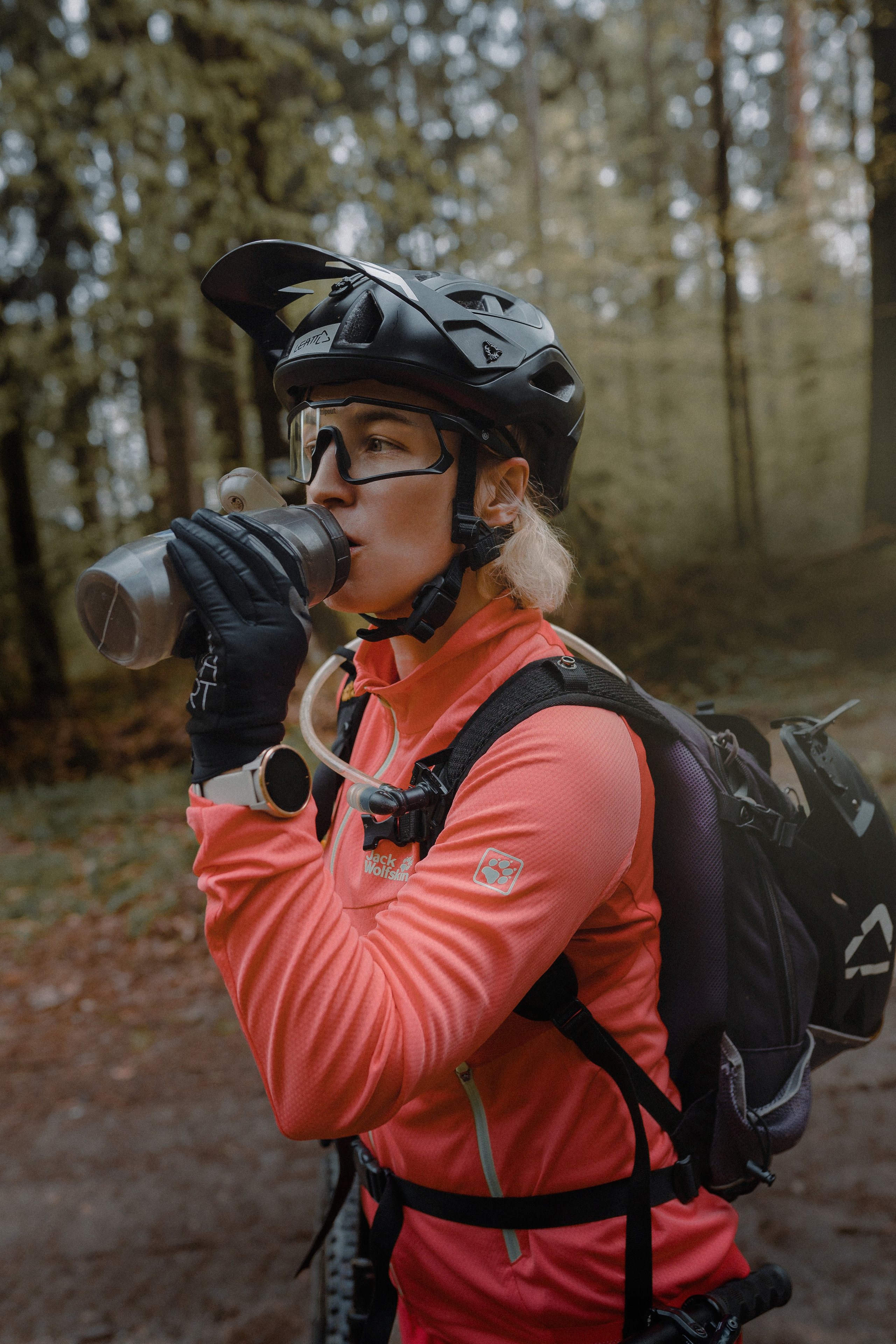 Commercial. Mike Avelli