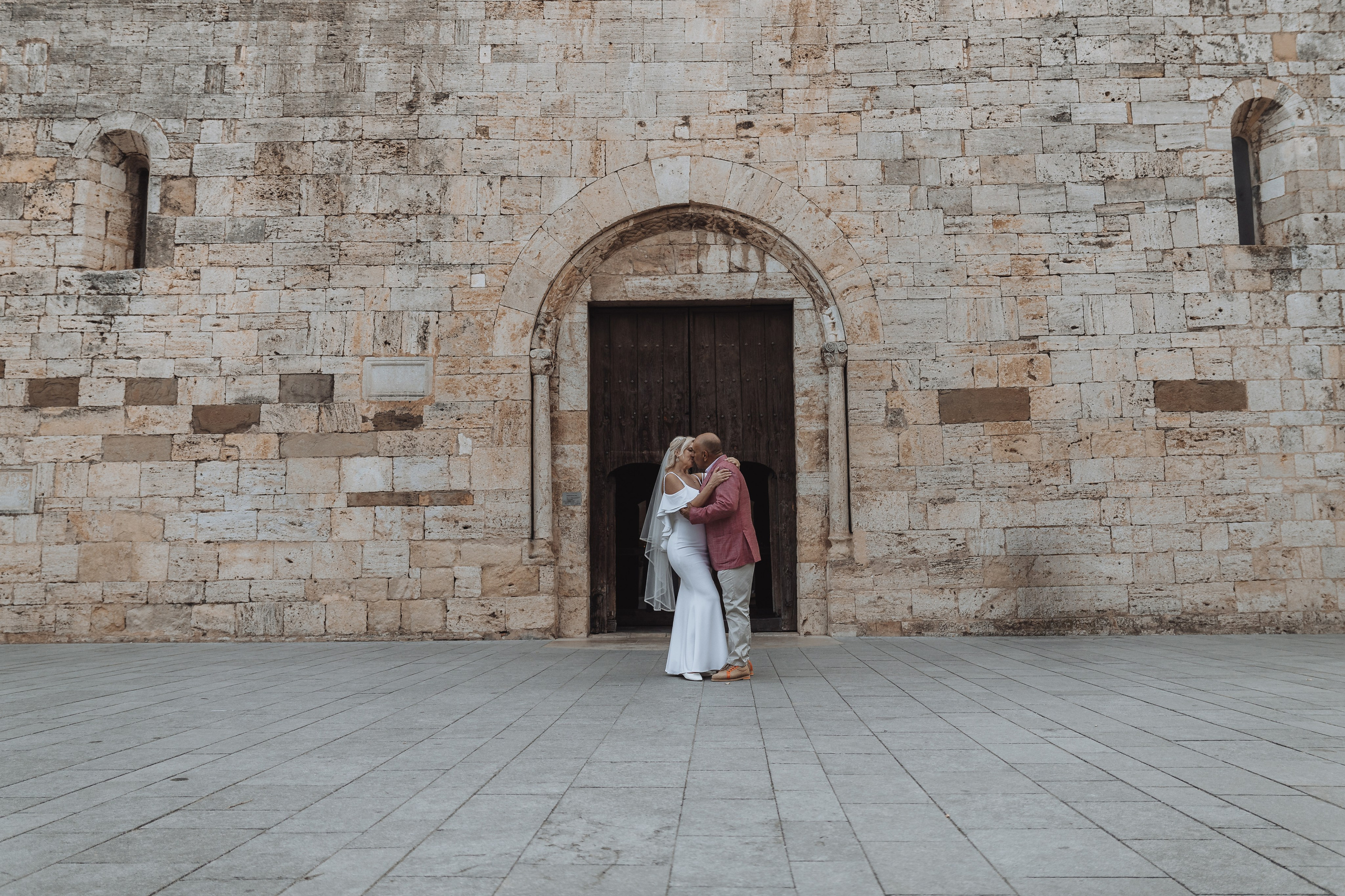 Albina+Kevin, 07.10.2024, Besalú. Fotógrafa de bodas en Cataluña