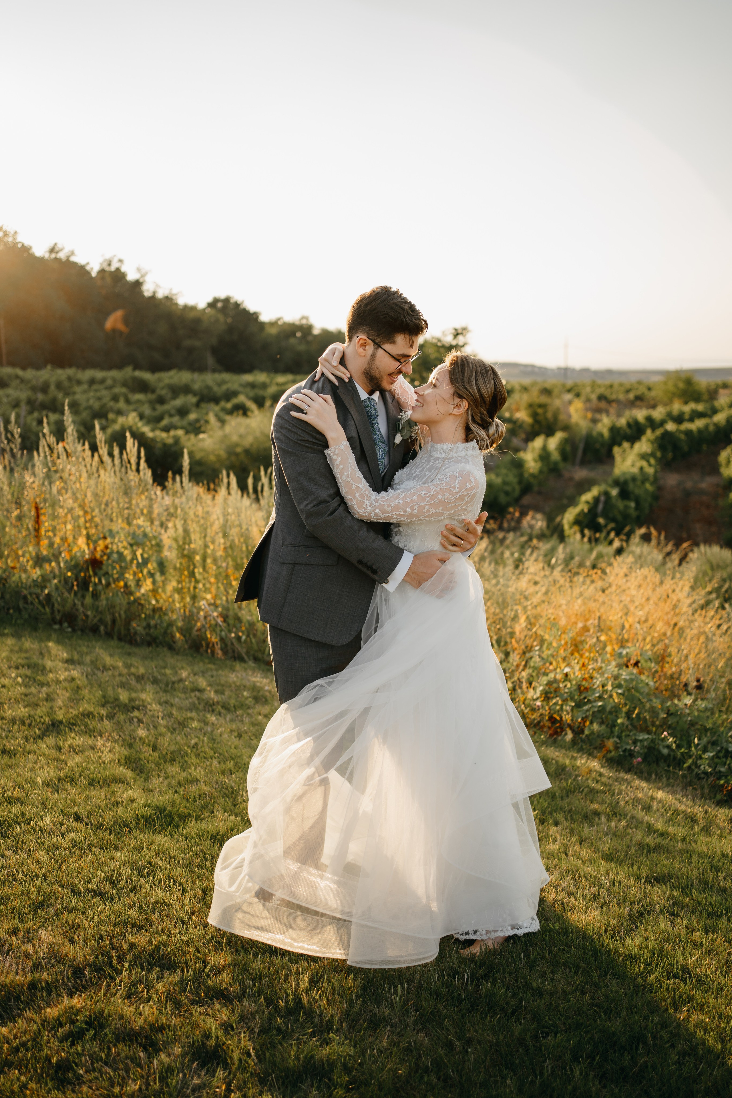 R & E. Fotograf Nunta Iasi - Hearts & Pictures