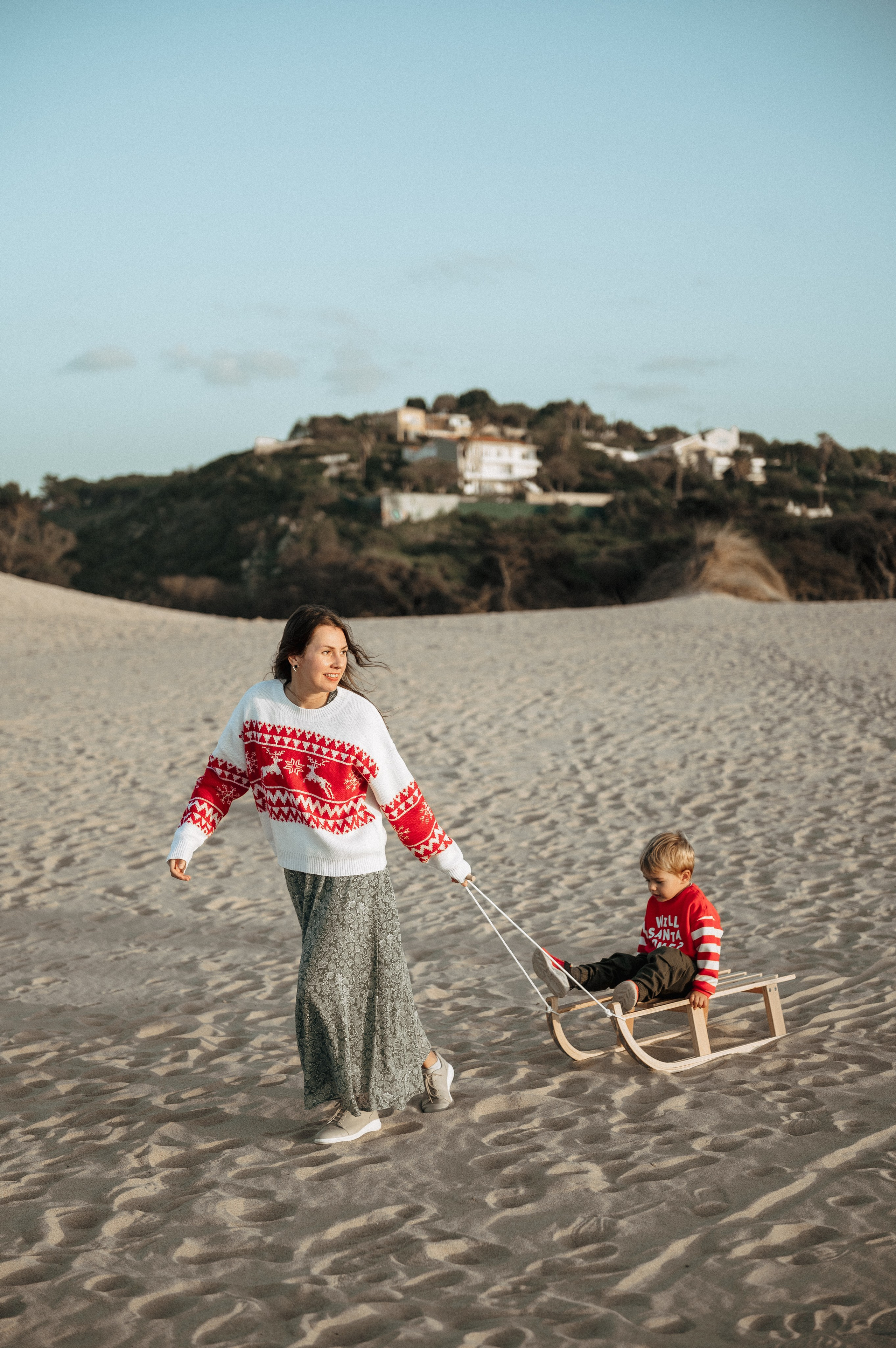 Sessão Fotográfica de Natal em Família na Praia, Sessão Fotográfica na Praia em Portugal, Sessão Fotográfica na Praia do Guincho, Sessão Fotográfica de Ano Novo em Família na Praia