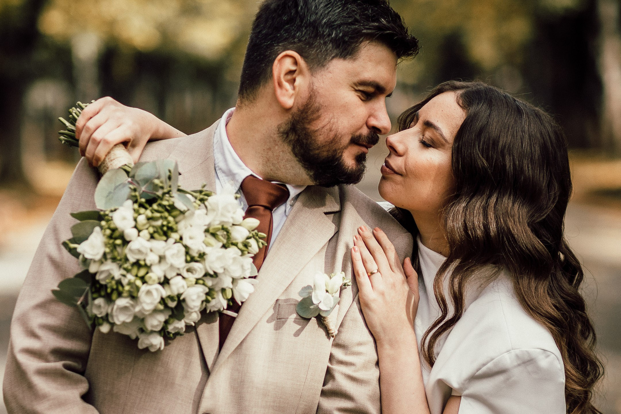 Fotografii Cununie Civilă Cluj-Napoca în Parcul Central. Horatiu Fat: Fotograf si Videograf Profesionist Nunta Cluj-Napoca