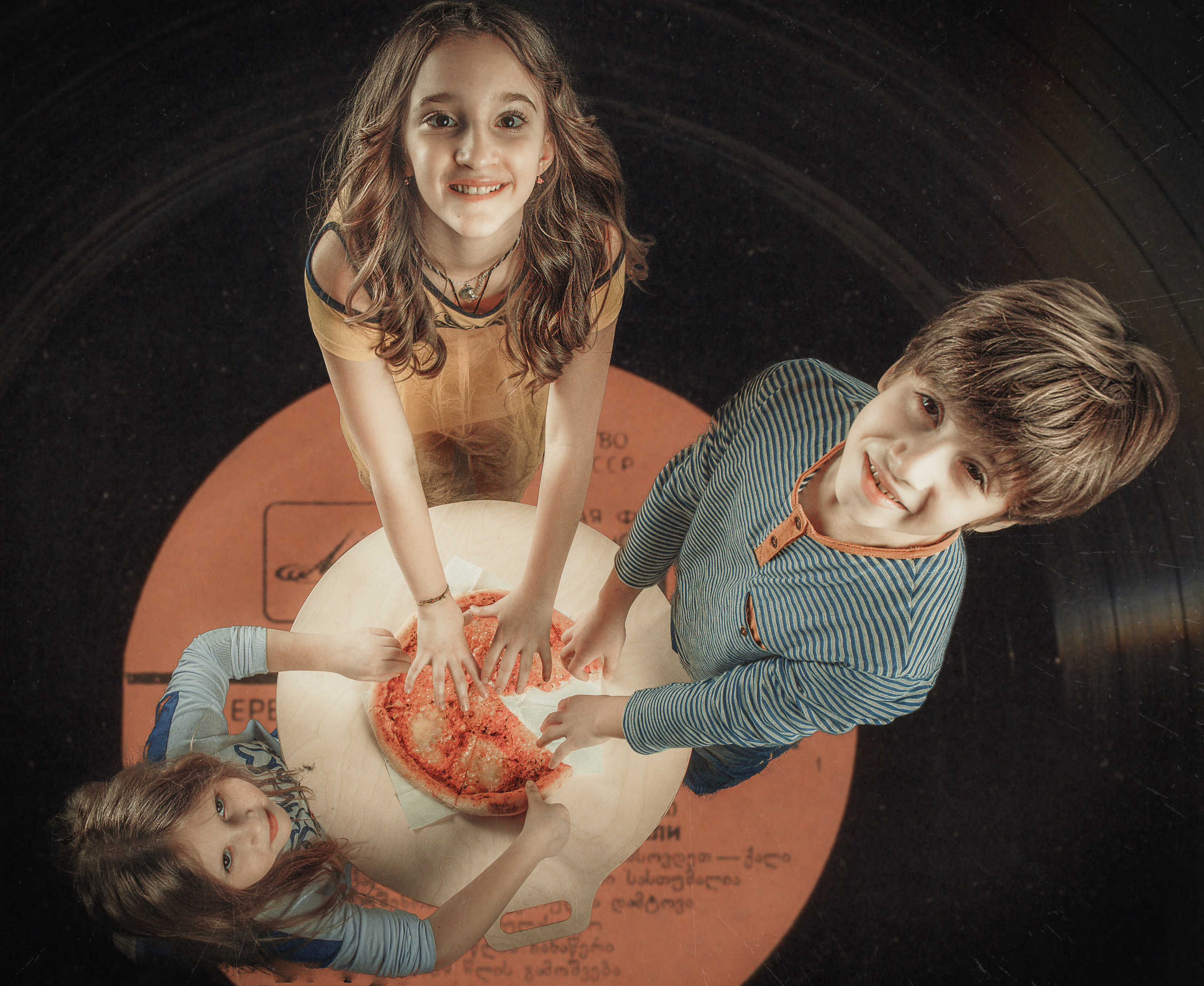 Family Photo Sets. Kinosura Creative Studio in Helsinki and Kuopio