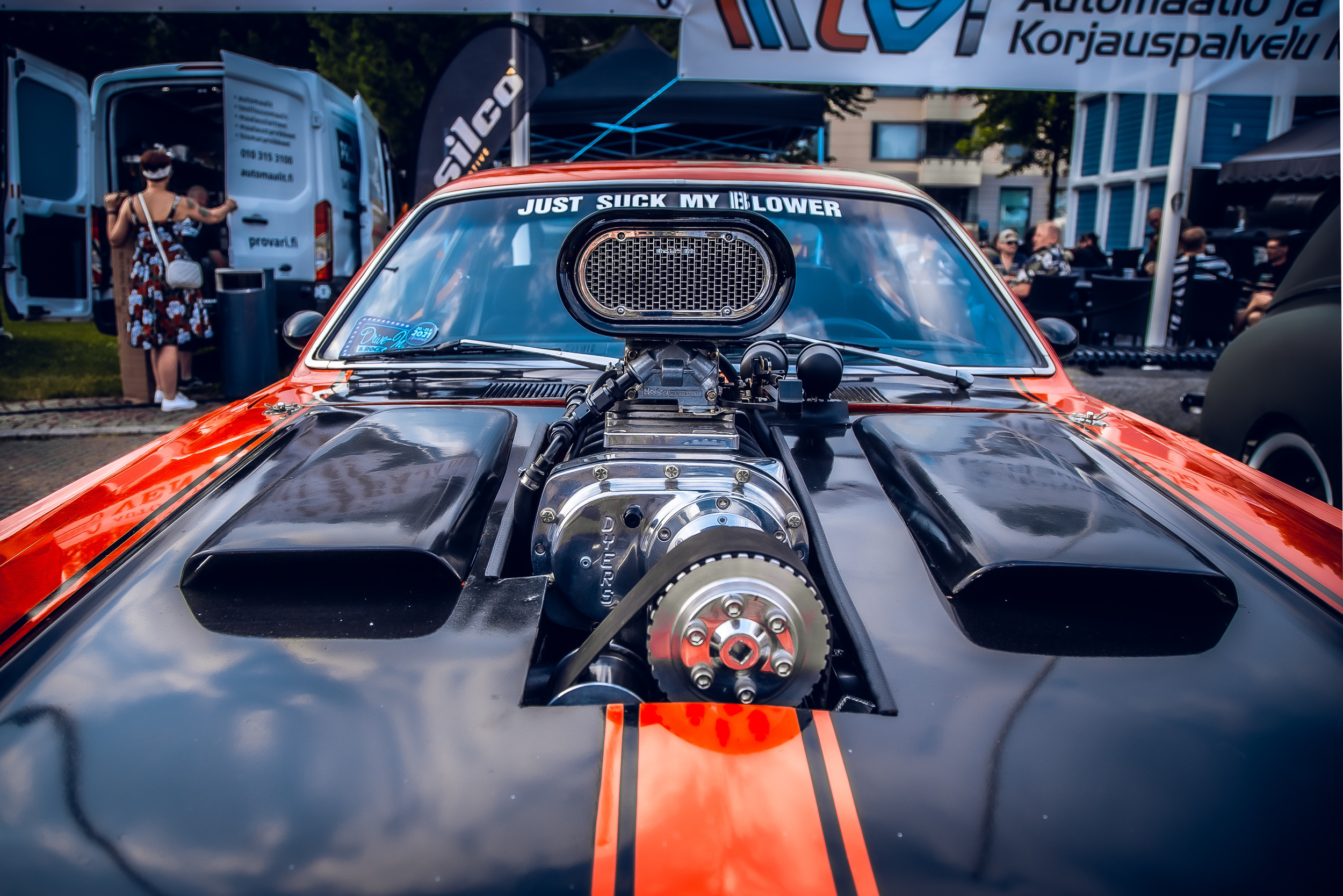 Autoesittely. Kinosura Creative Studio Helsingissa ja Kuopiossa