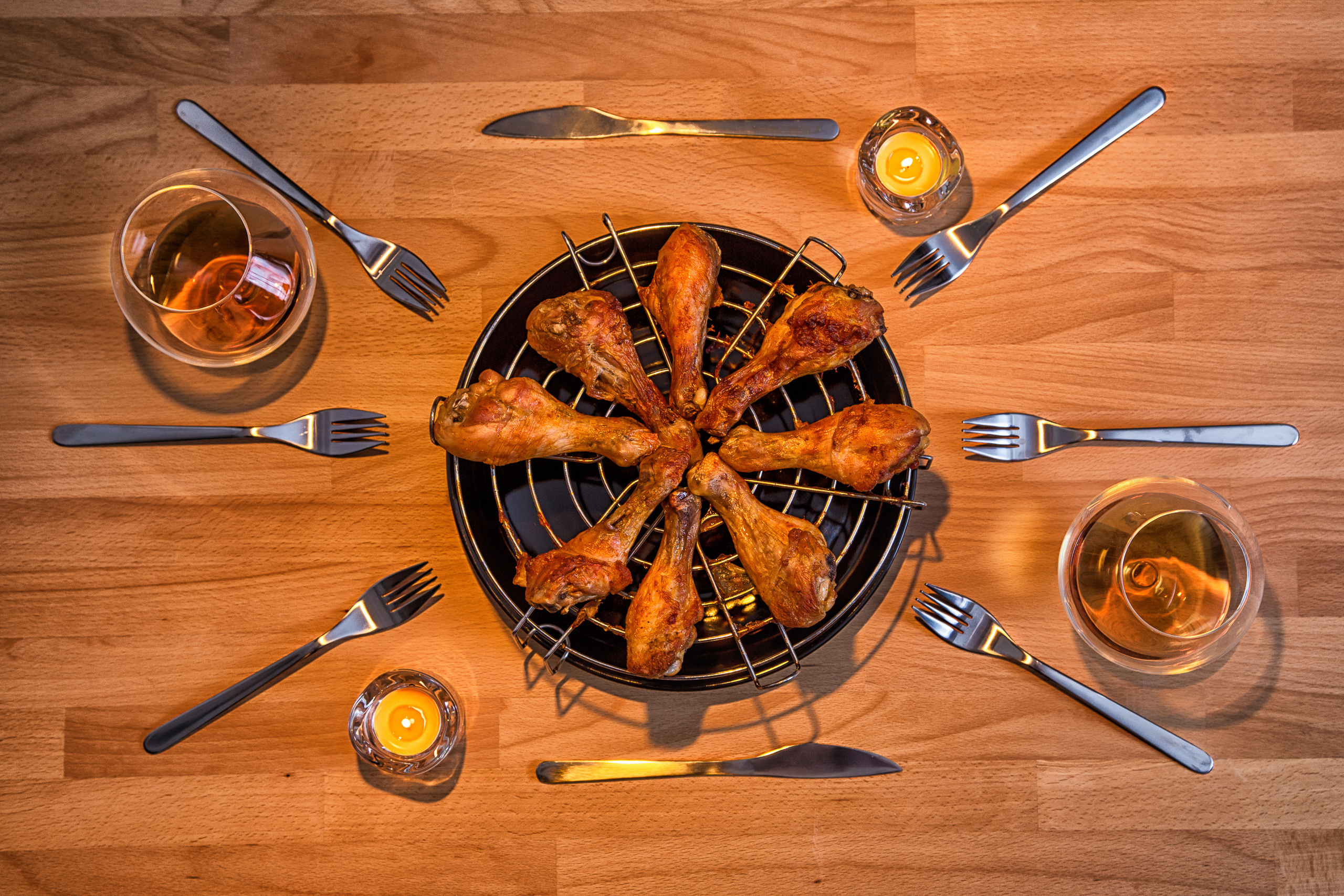 Ruokakuvat. Kinosura Creative Studio Helsingissa ja Kuopiossa