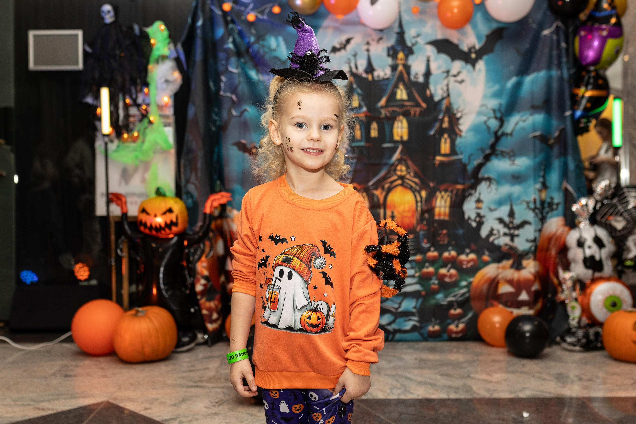 Leo dance studio Helloween 2025. Семейный и детский фотограф в Варшаве Мила Бобровская