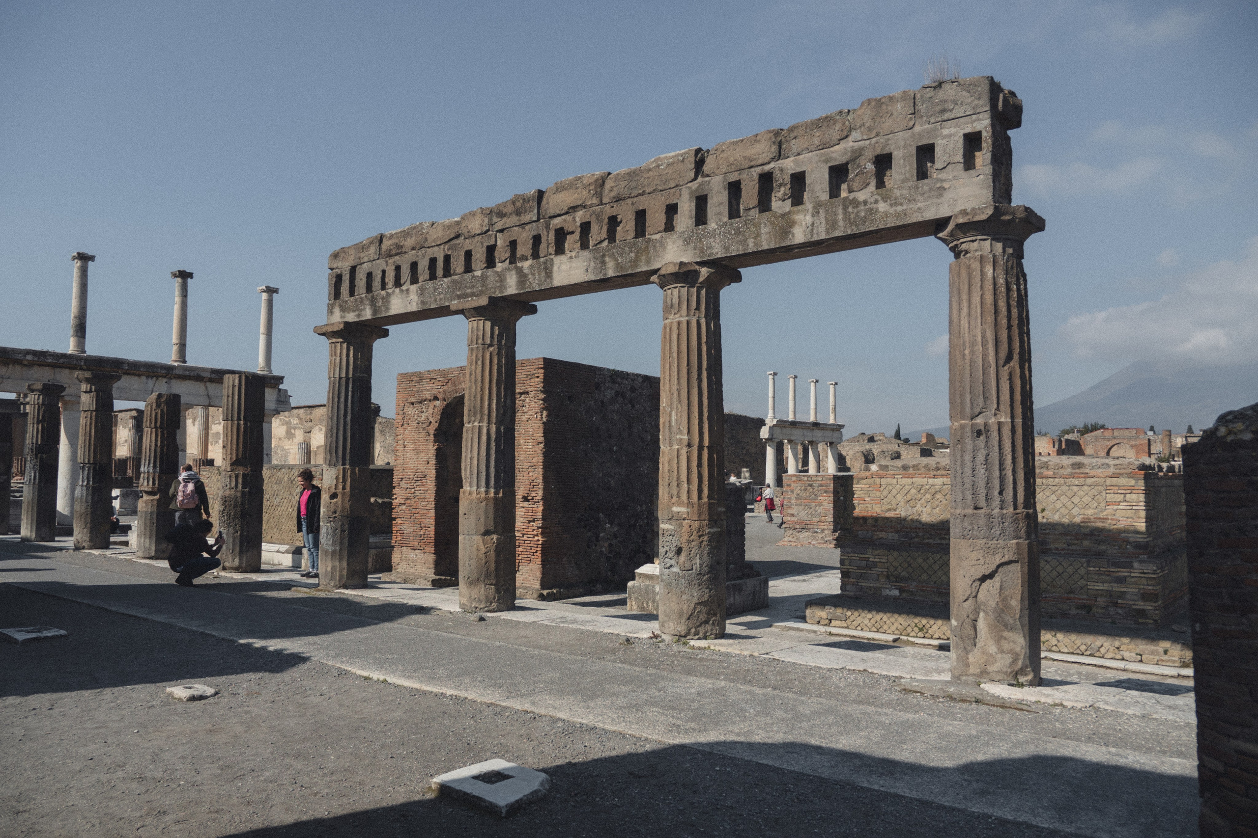 Pompeii. Photographe sur Cote d’Azur. Portraits de familles, couples, enfants, événements