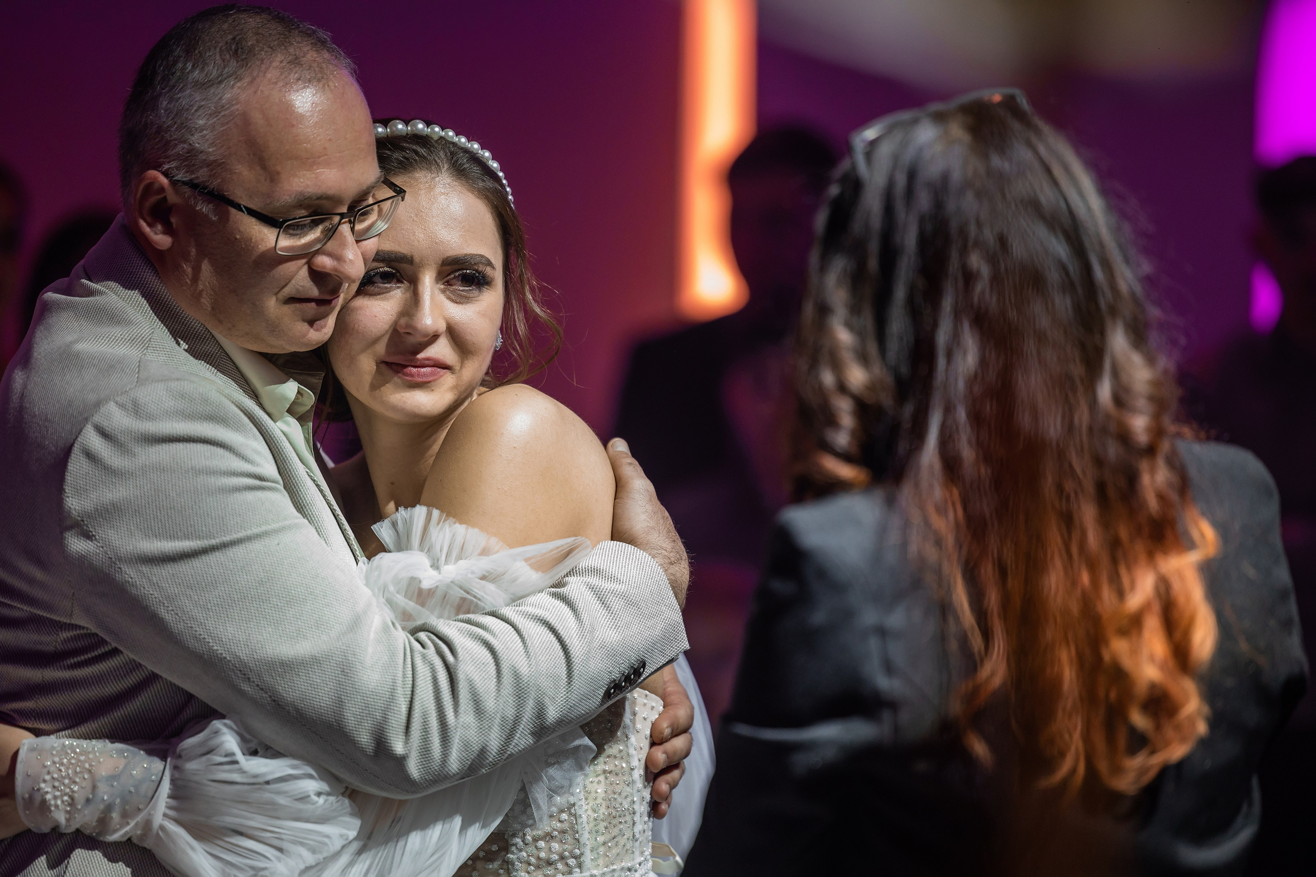 Hochzeitsfotograf Deutschland – Emotionale Fotos. Fotograf Sergej Nevelskij in Dortmund — Emotionale Hochzeitsfilme, Immobilienaufnahmen & individuelle Fotobücher