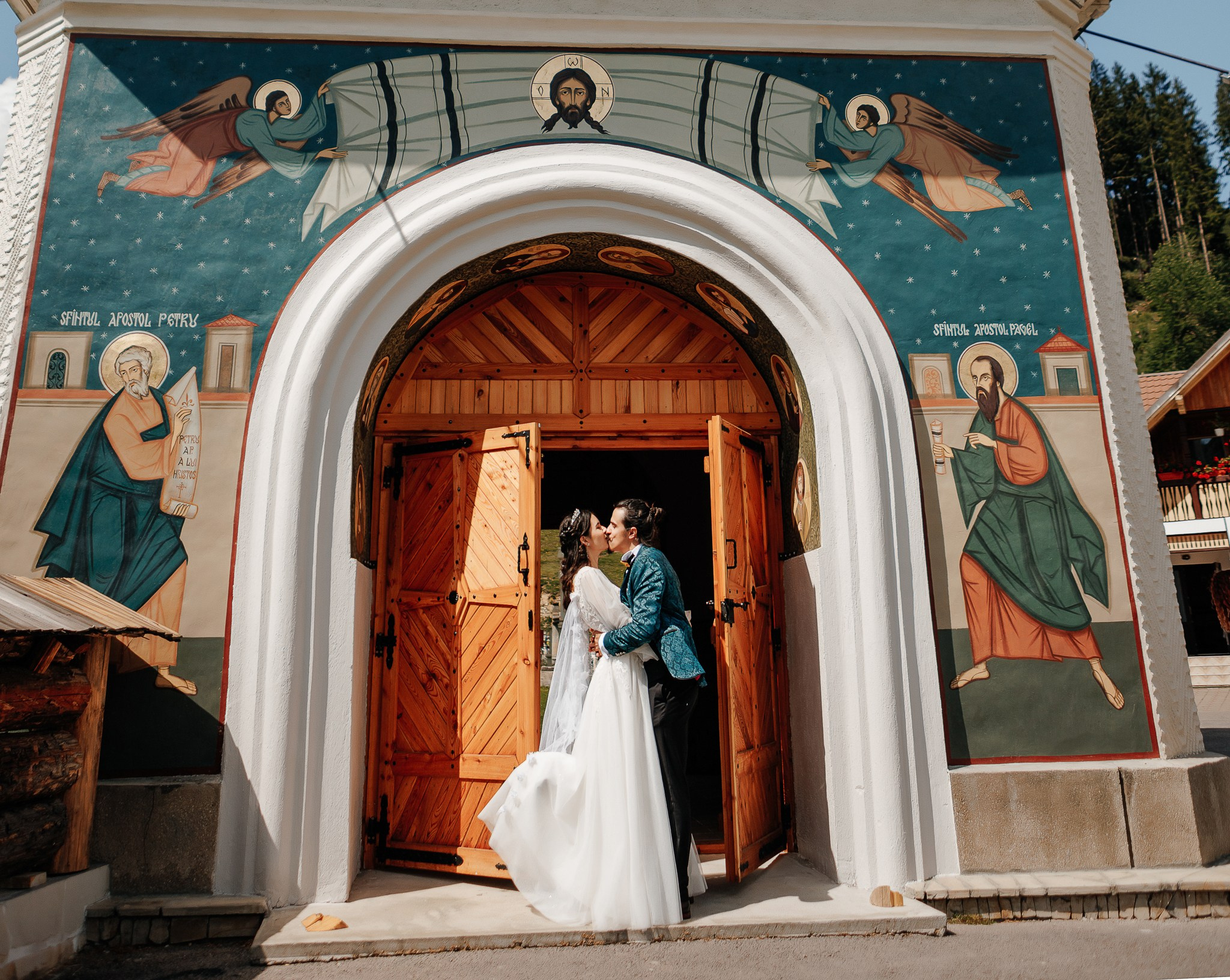 Radu si Diana. Wedding photographer and videographer