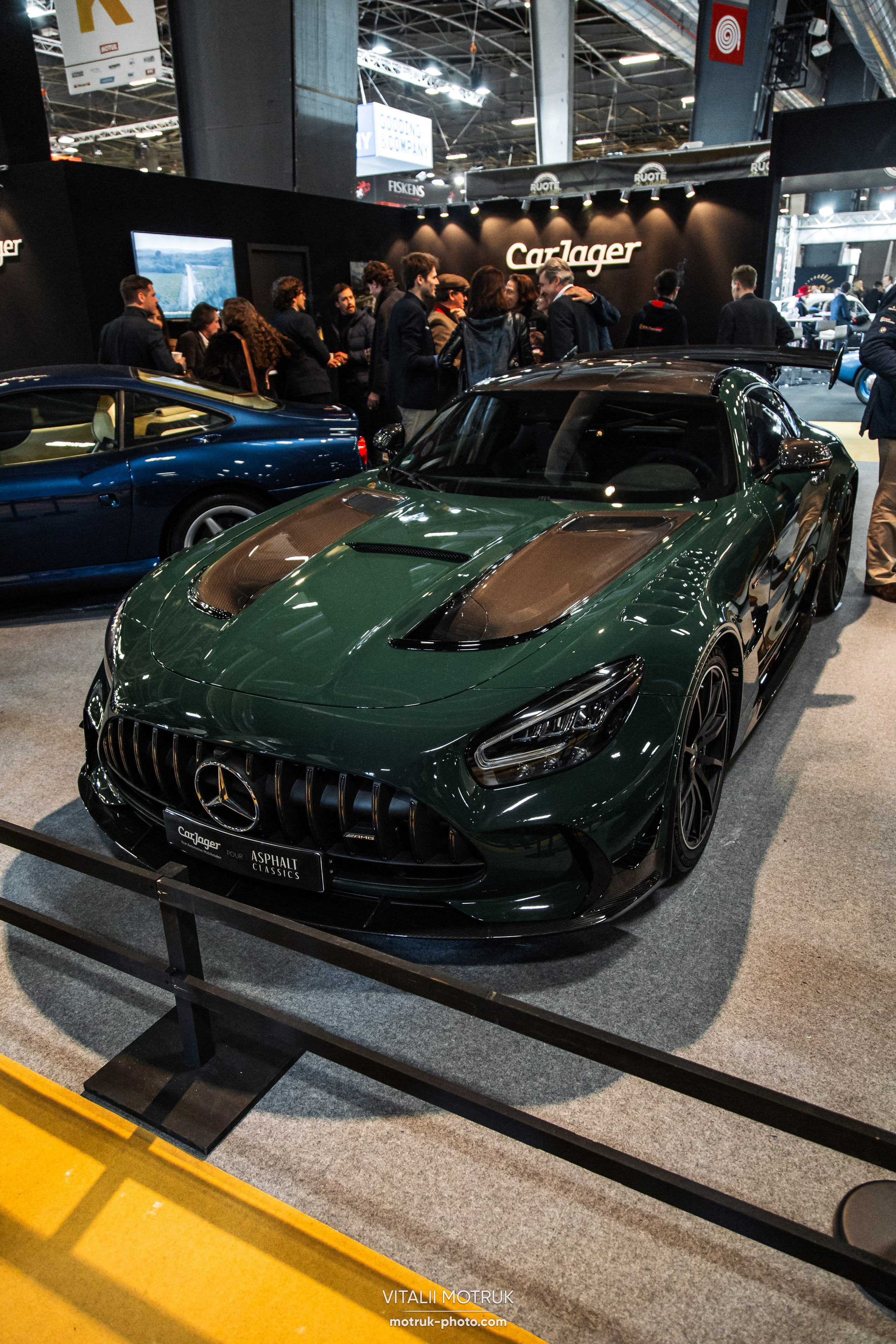 Retromobile 2023. Photographer in Paris — Vitalii Motruk