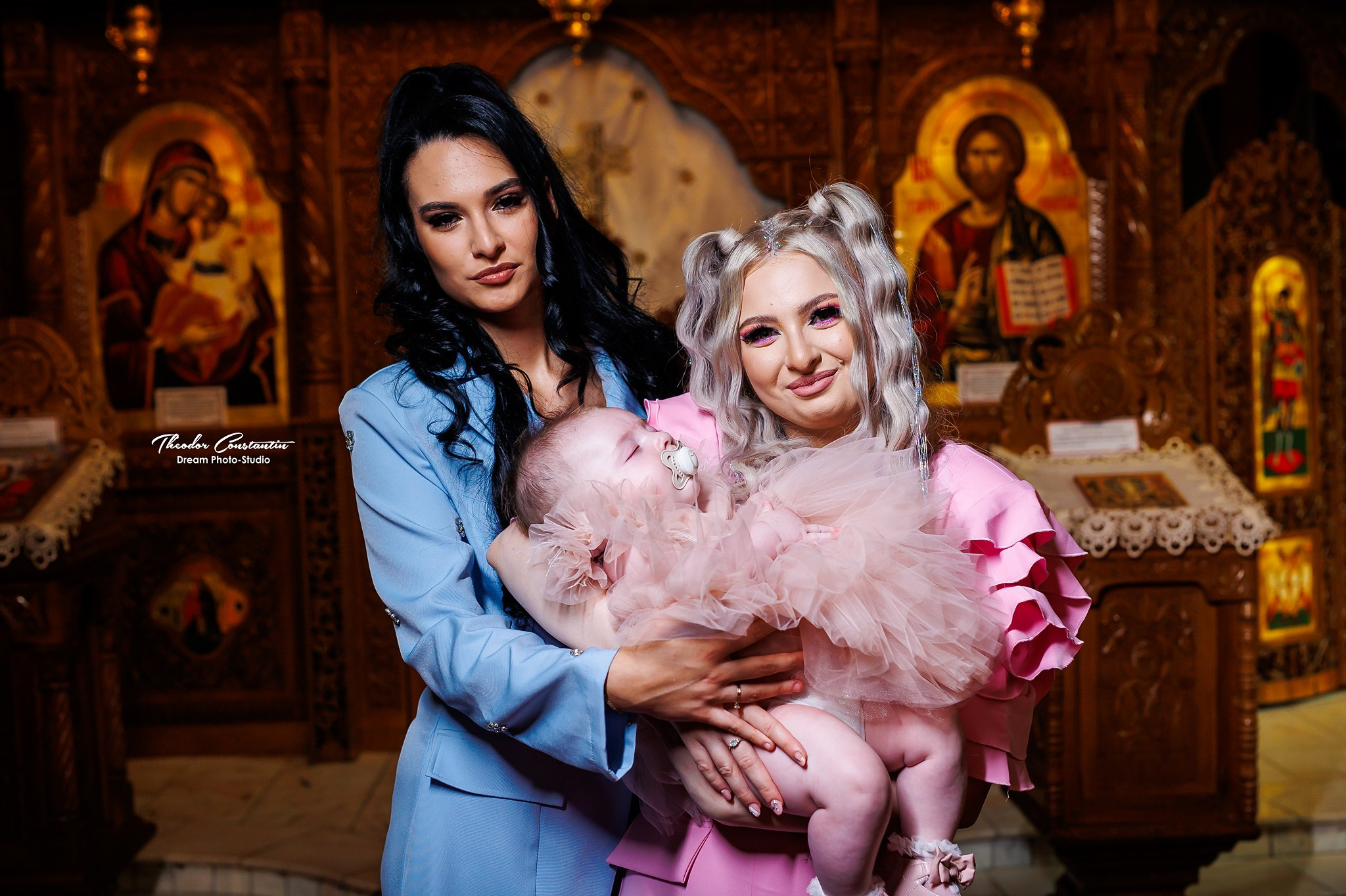 Botez. Dream Studio Galați – ședințe foto profesionale pentru familie, portrete și evenimente