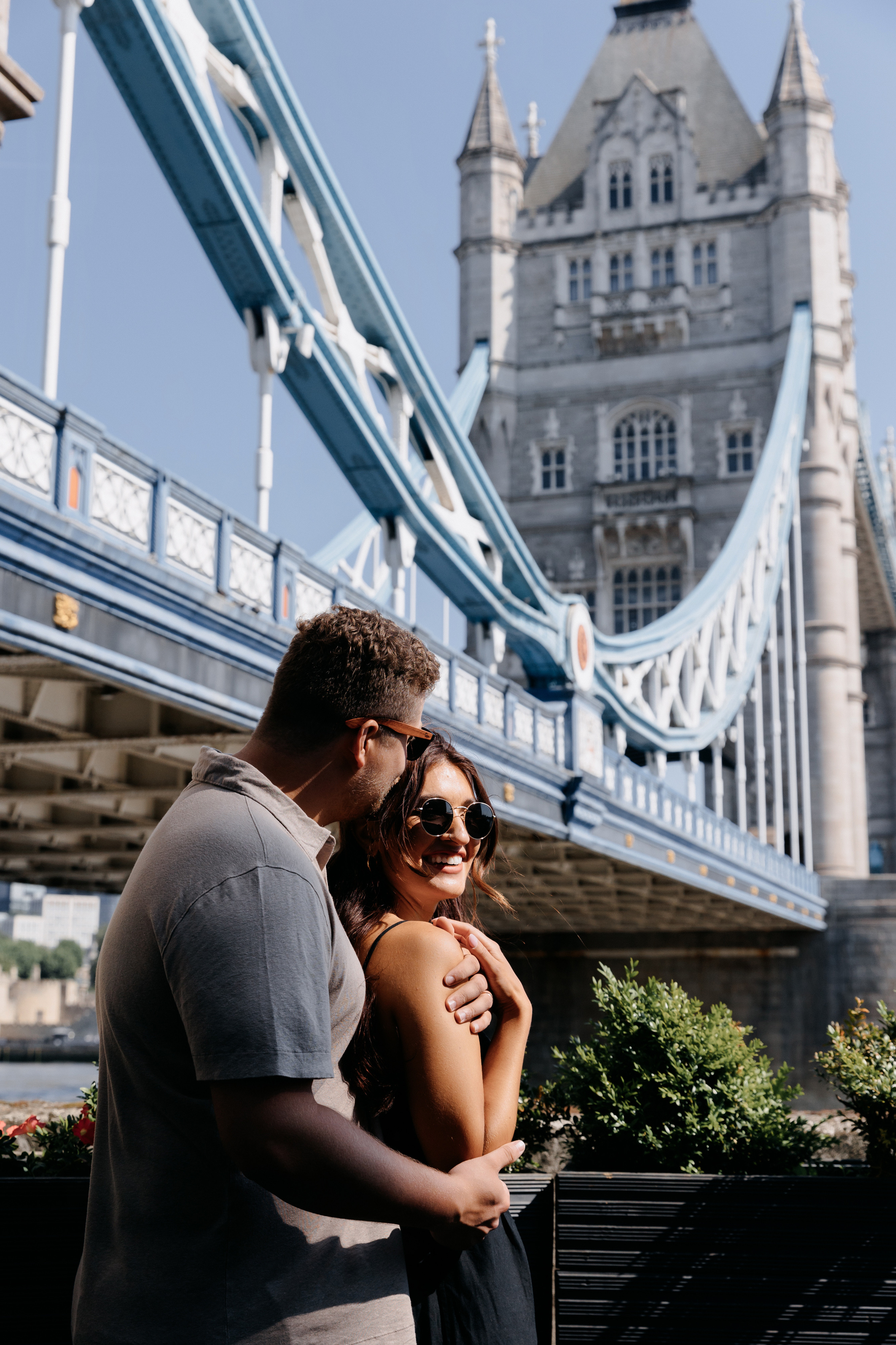 Photoshoot at Tower Bridge. LondonPhotoStory — Vacation Photographer in London
