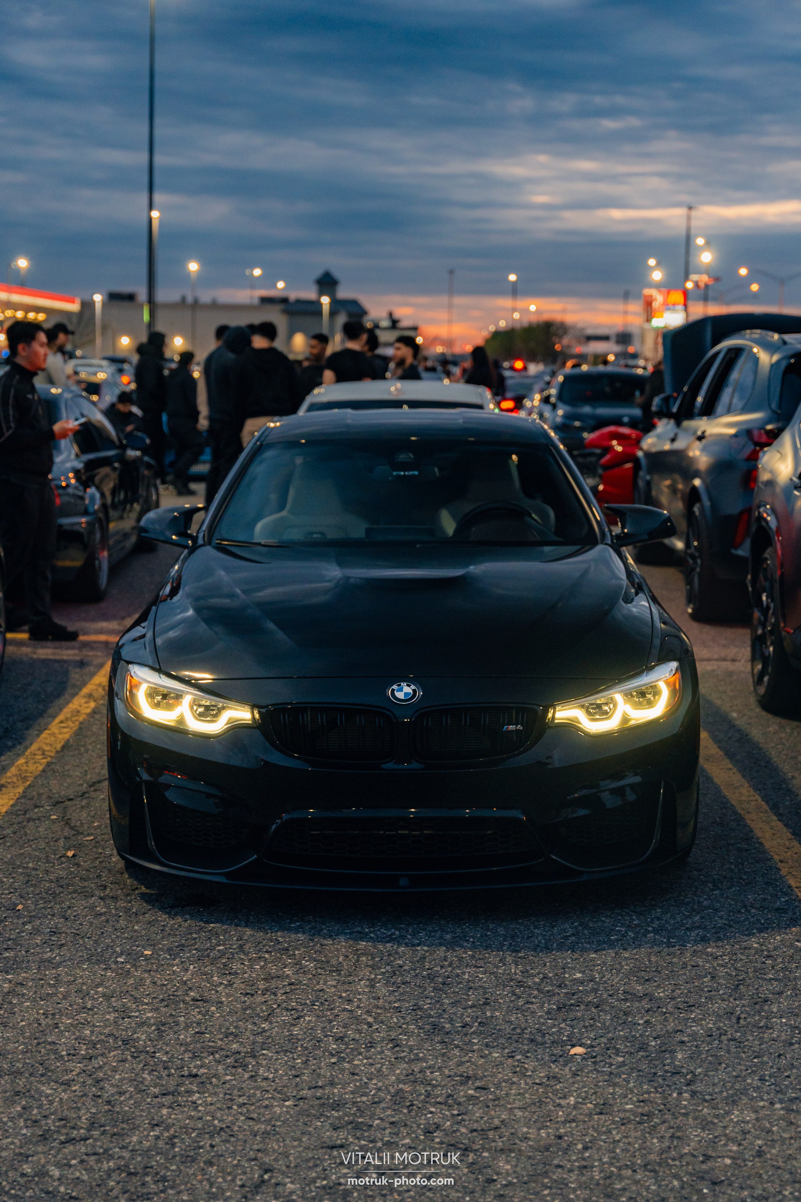 Car meet: 514 bimmers. Photographe de voitures à Paris — Vitalii Motruk