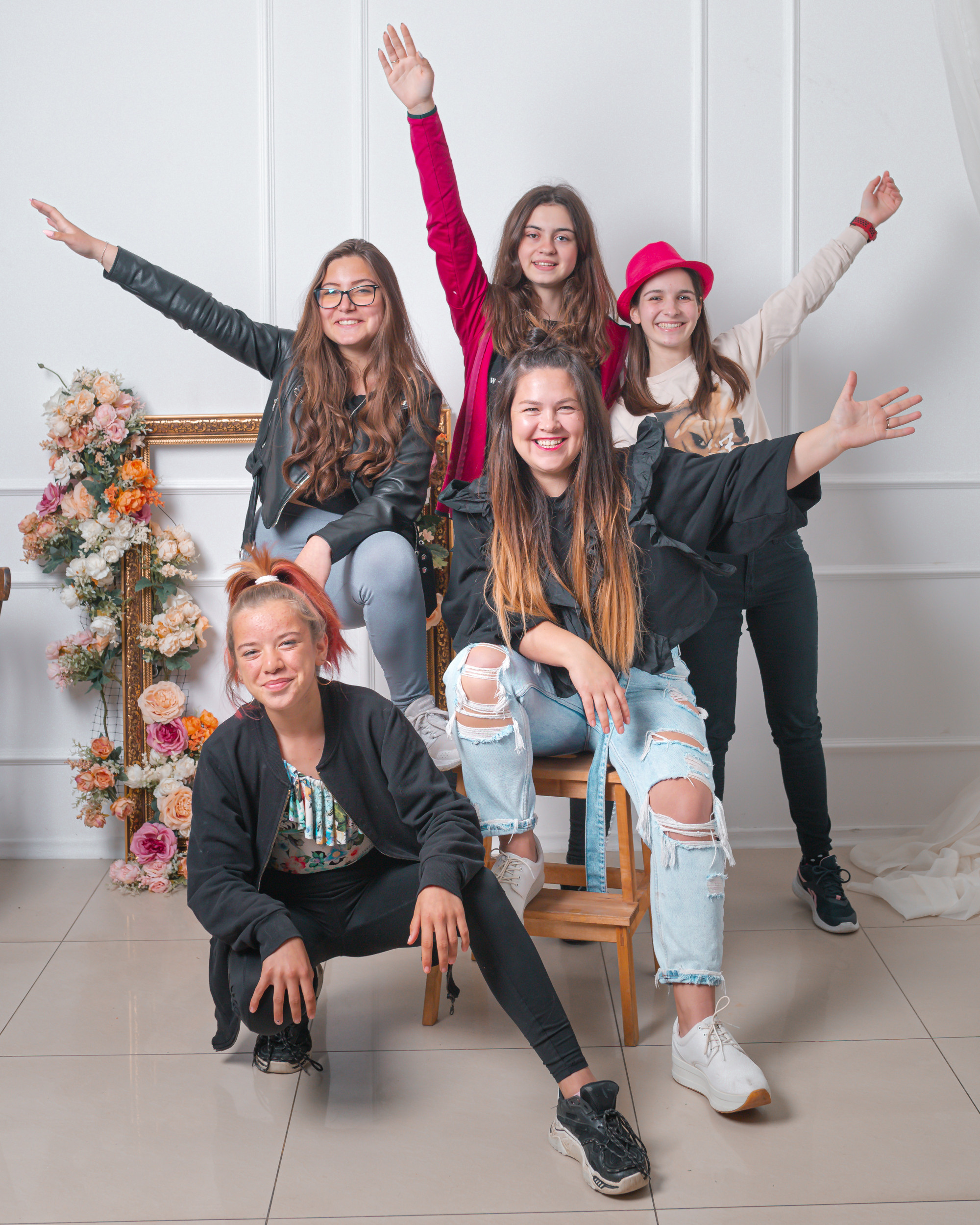 Мнения за фотограф Светлана Кънева. Фотограф Бургас. Фотосесии в студио и на открито, портрети, заснемане