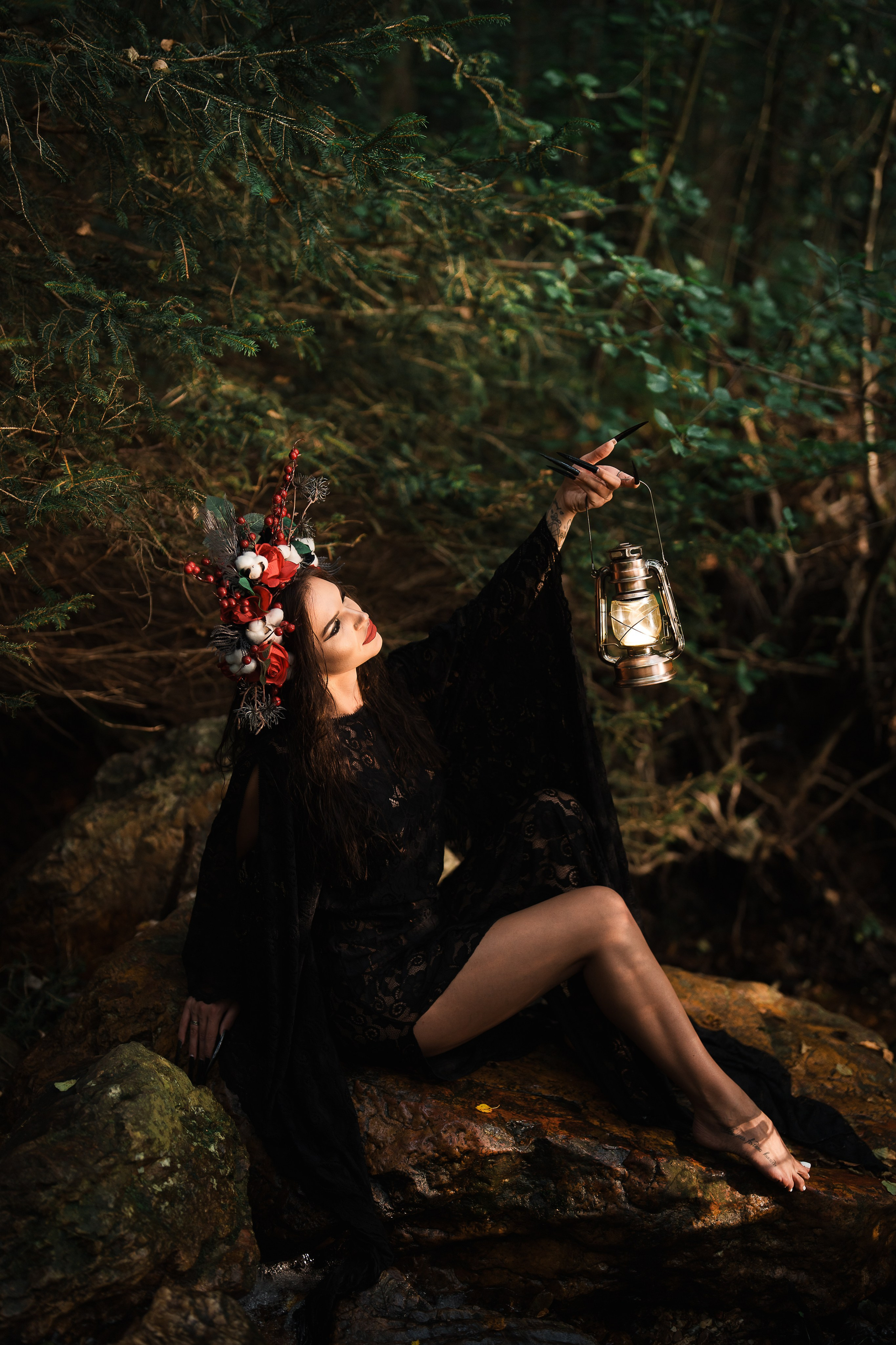 Witch at the lake. Family, Lifestyle and Portrait photograher in Trier, Germany