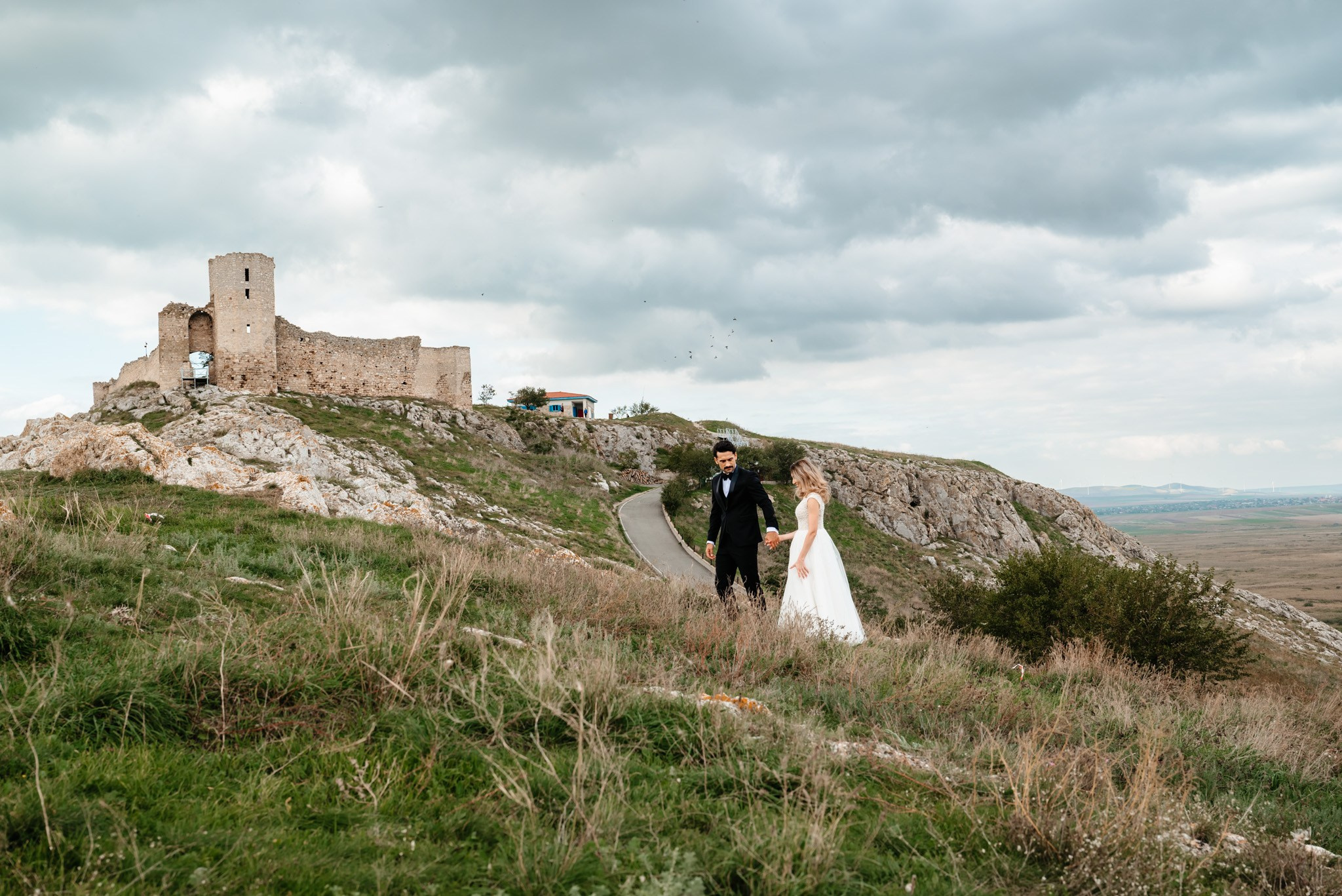 Alexandra & Robert. Www.besttalesstudio.com