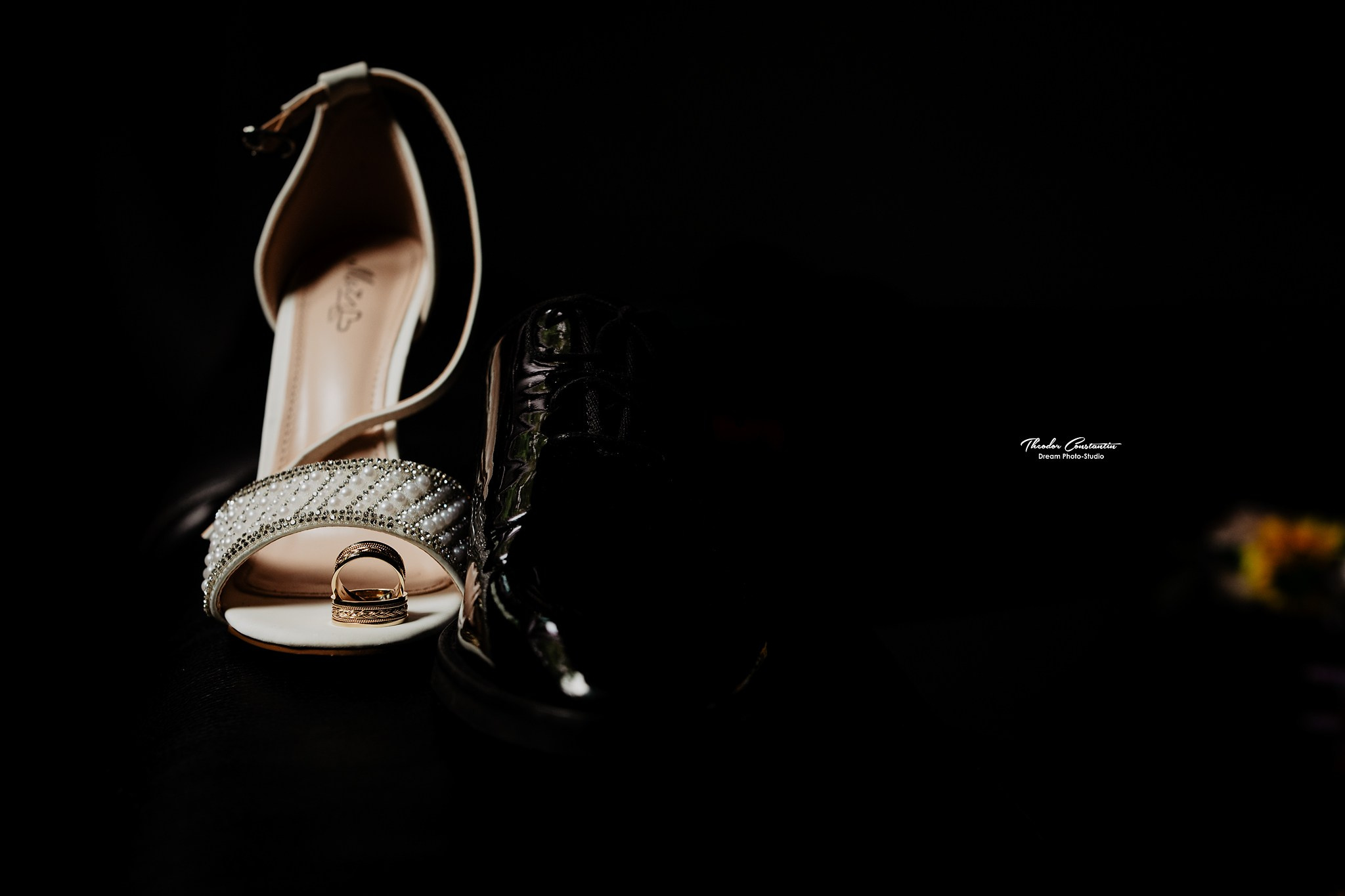 Contact. Dream Studio Galați – ședințe foto profesionale pentru familie, portrete și evenimente