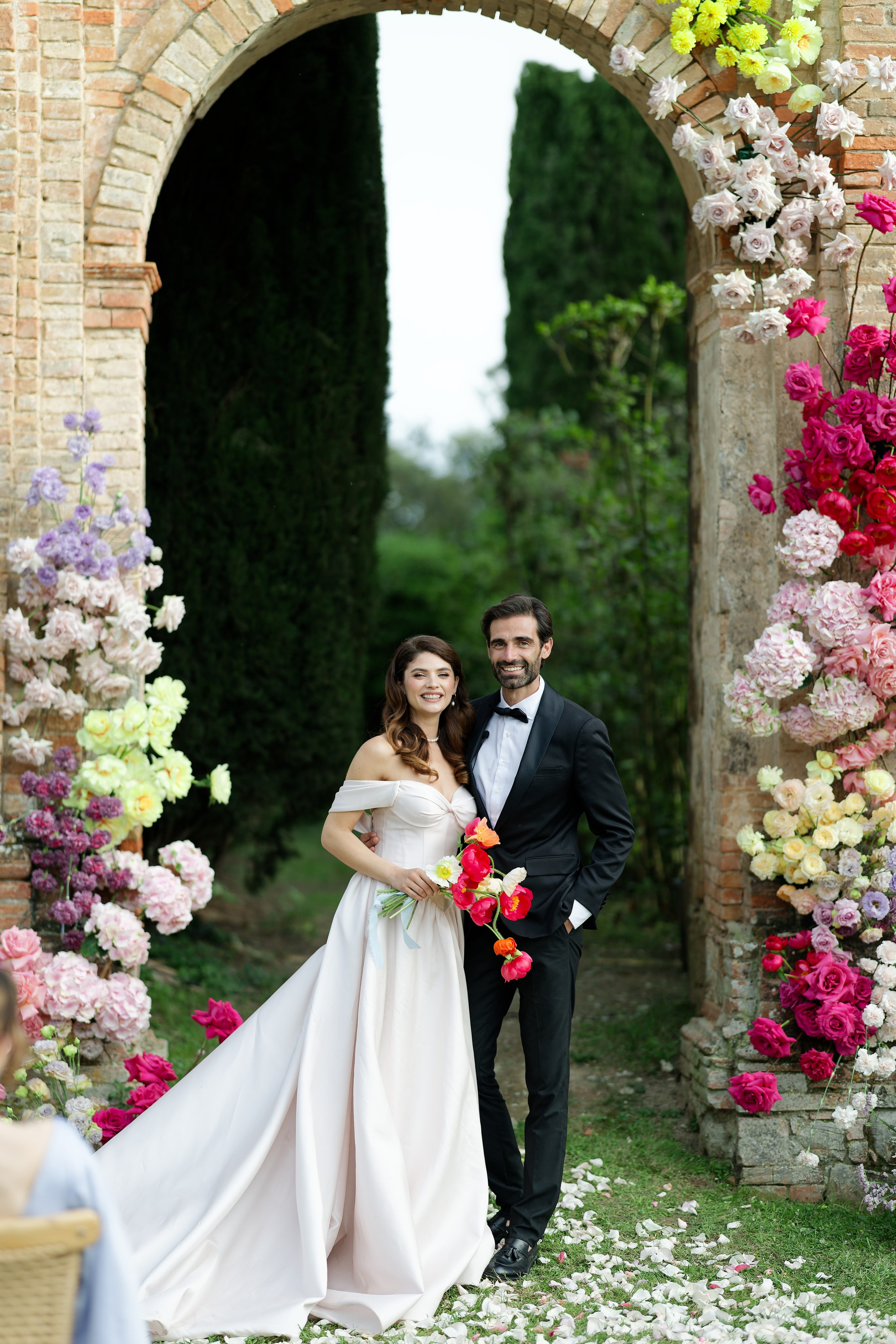 Wedding editorial at Villa di Geggiano, Tuscany, Italy