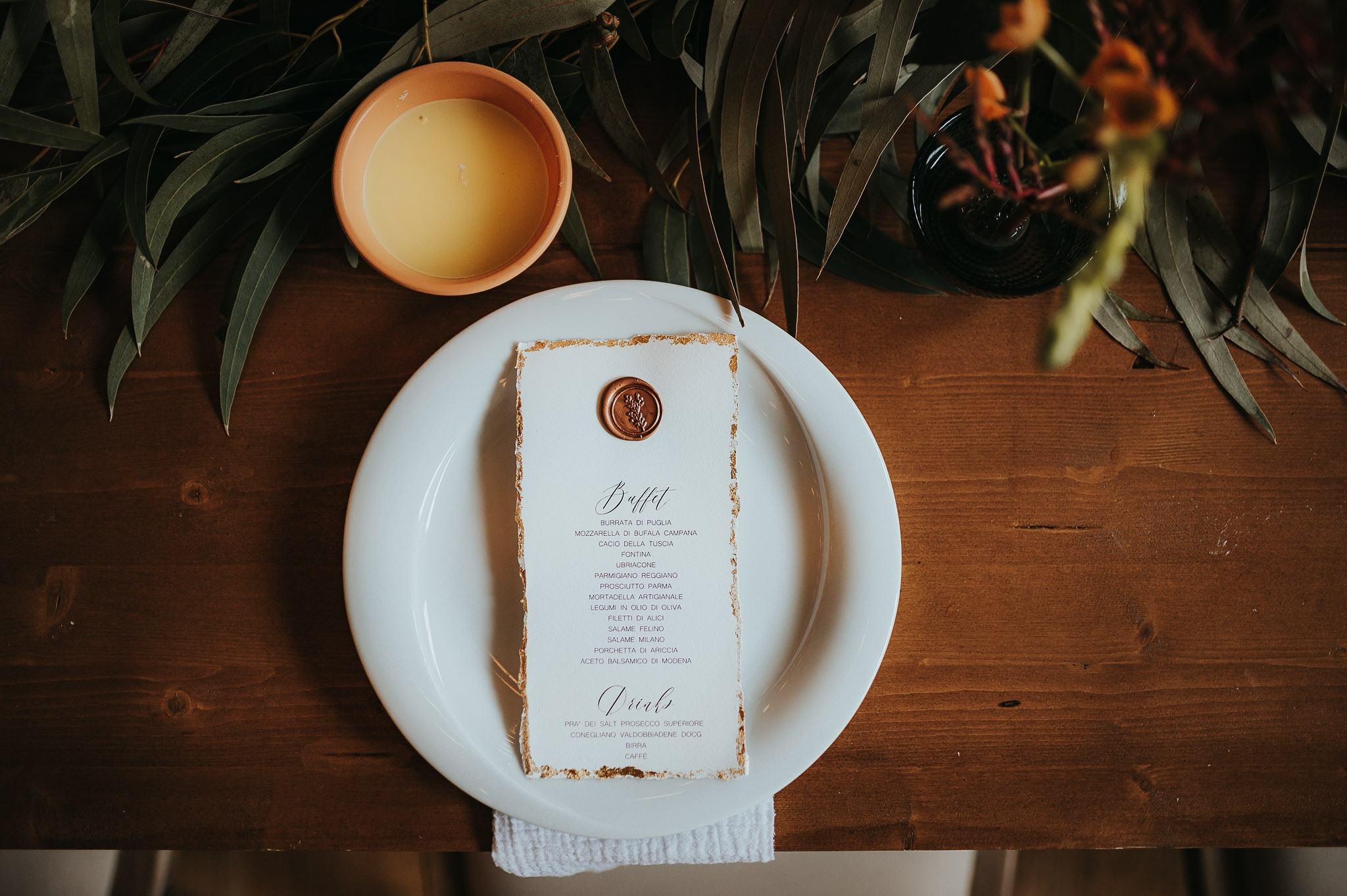 Dream wedding in Boho style at Heldsdorf Mansion in Brasov. Valentin Melen — wedding photographer