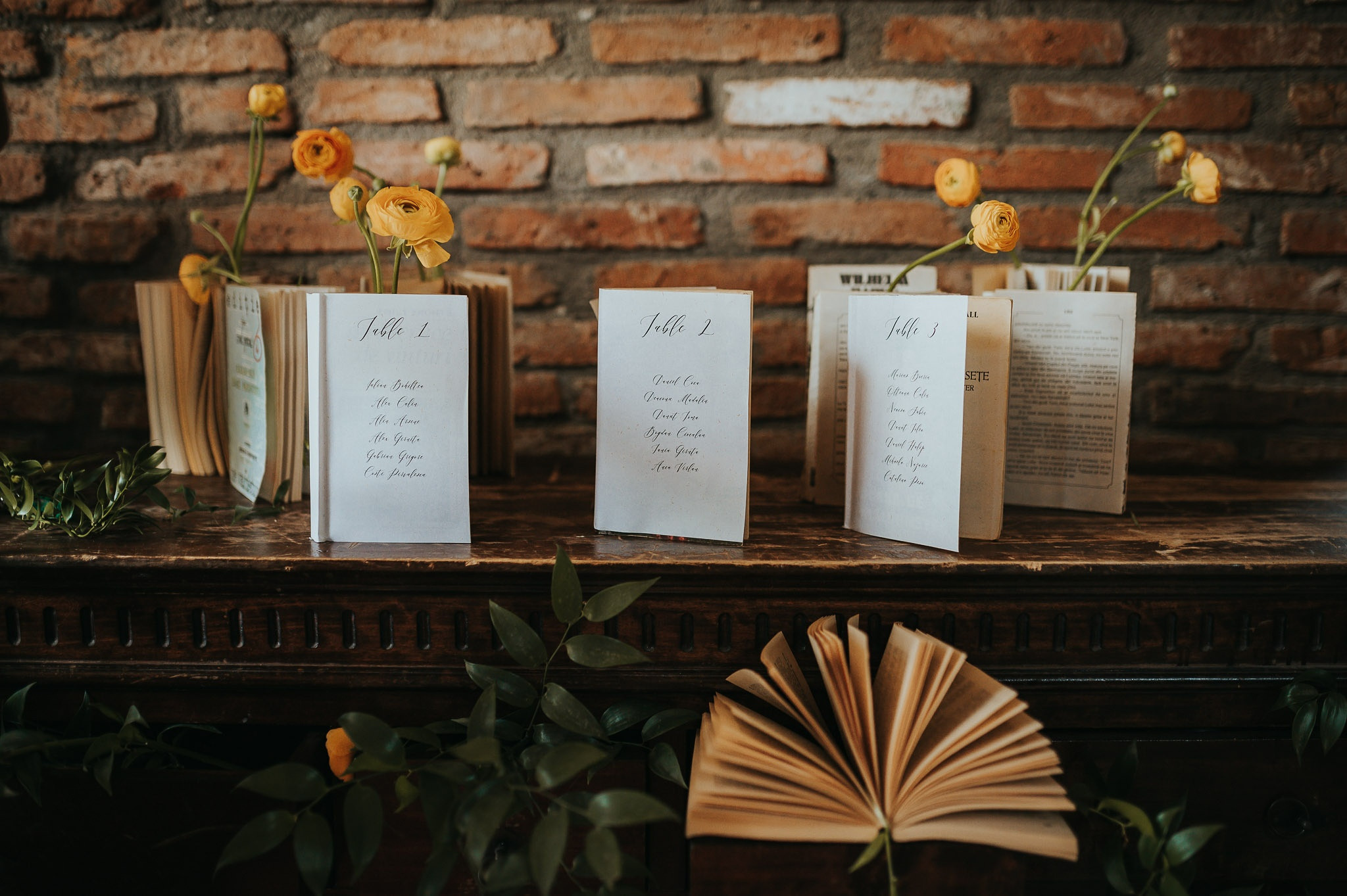 Dream wedding in Boho style at Heldsdorf Mansion in Brasov. Valentin Melen — wedding photographer