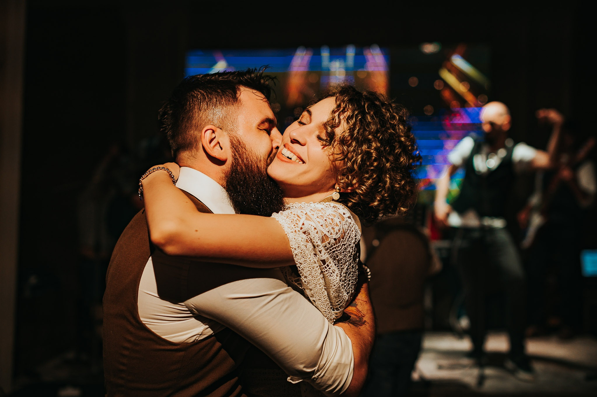 Dream wedding in Boho style at Heldsdorf Mansion in Brasov. Valentin Melen — wedding photographer