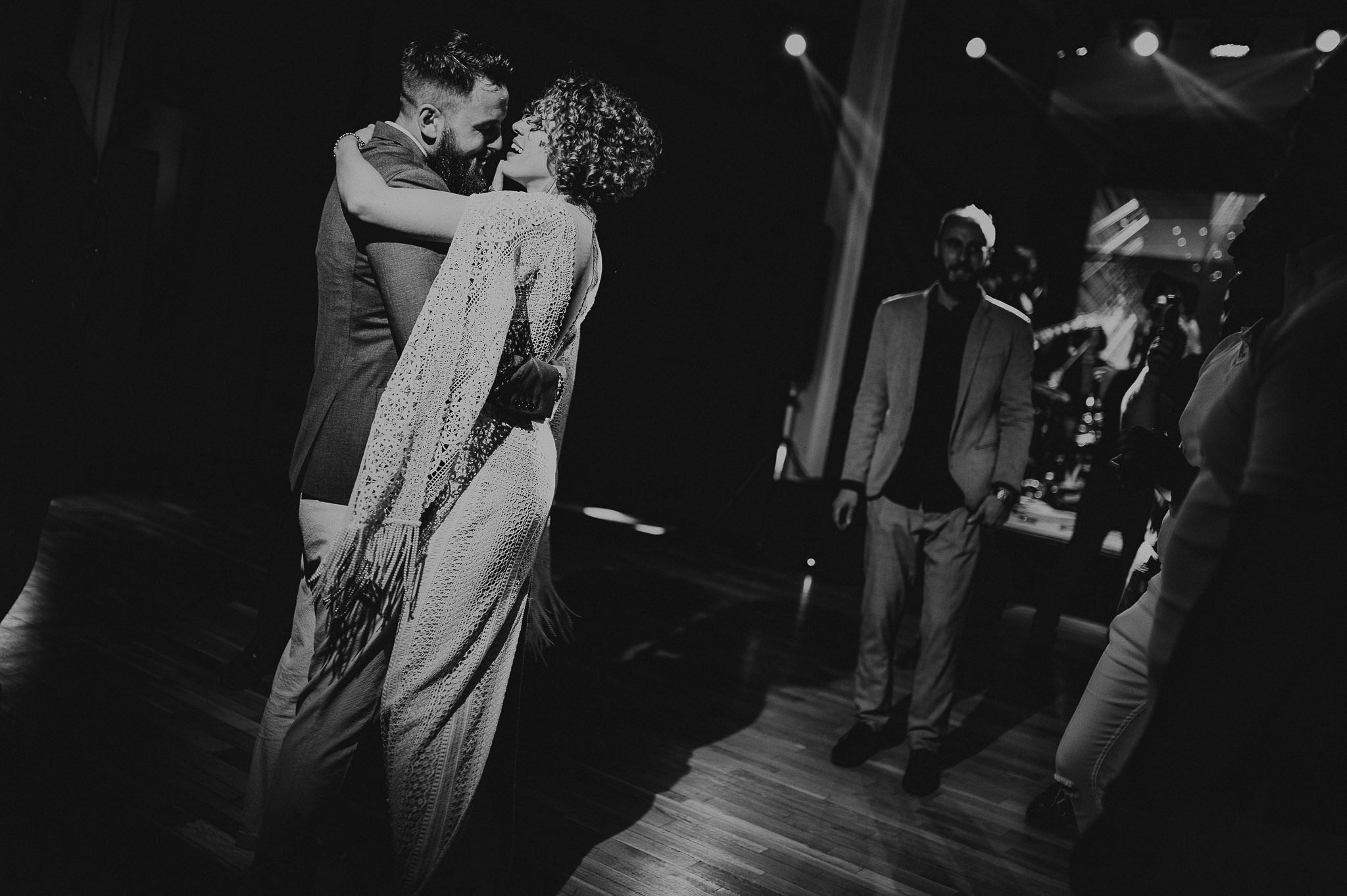 Dream wedding in Boho style at Heldsdorf Mansion in Brasov. Valentin Melen — wedding photographer