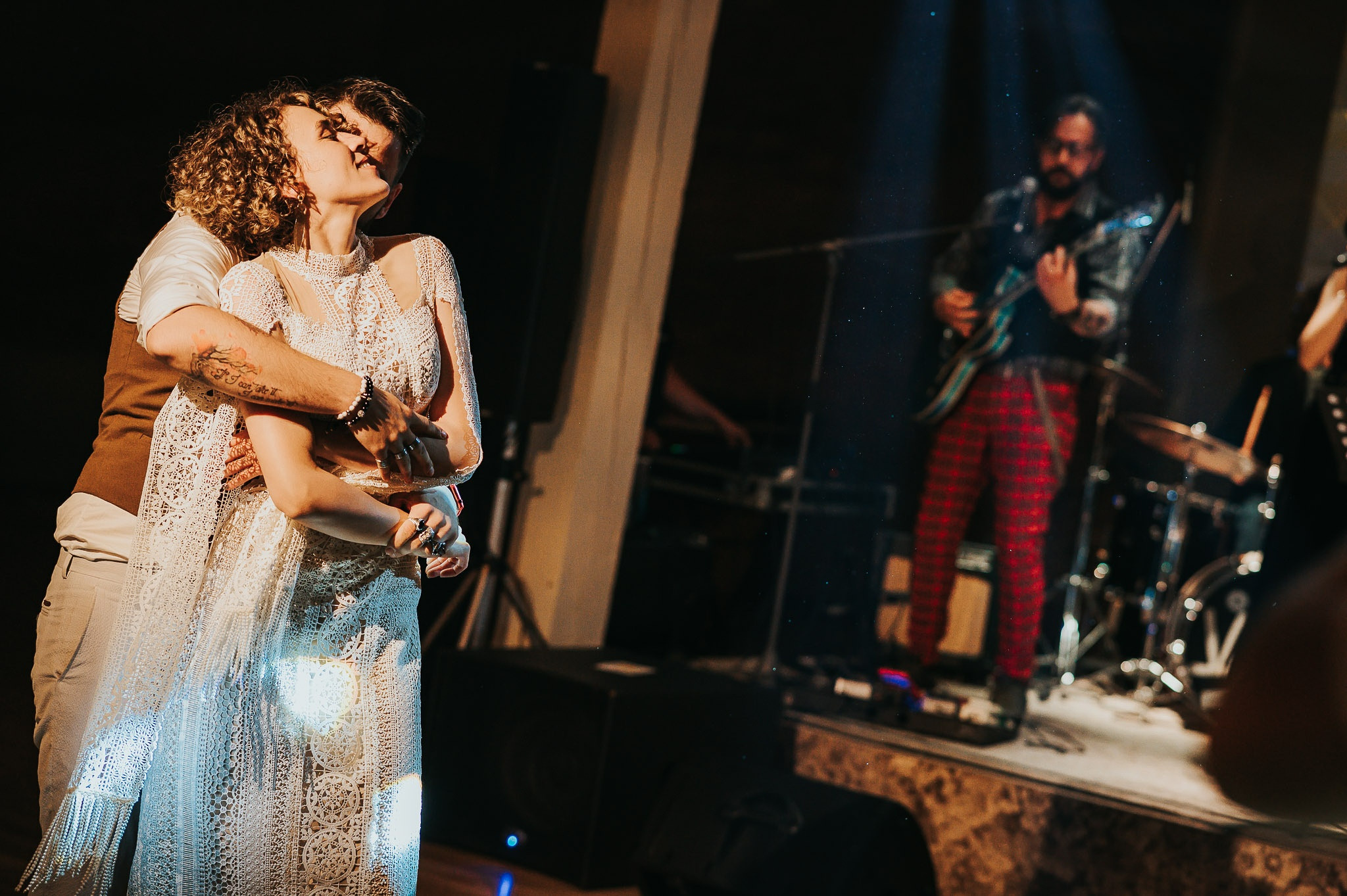 Dream wedding in Boho style at Heldsdorf Mansion in Brasov. Valentin Melen — wedding photographer