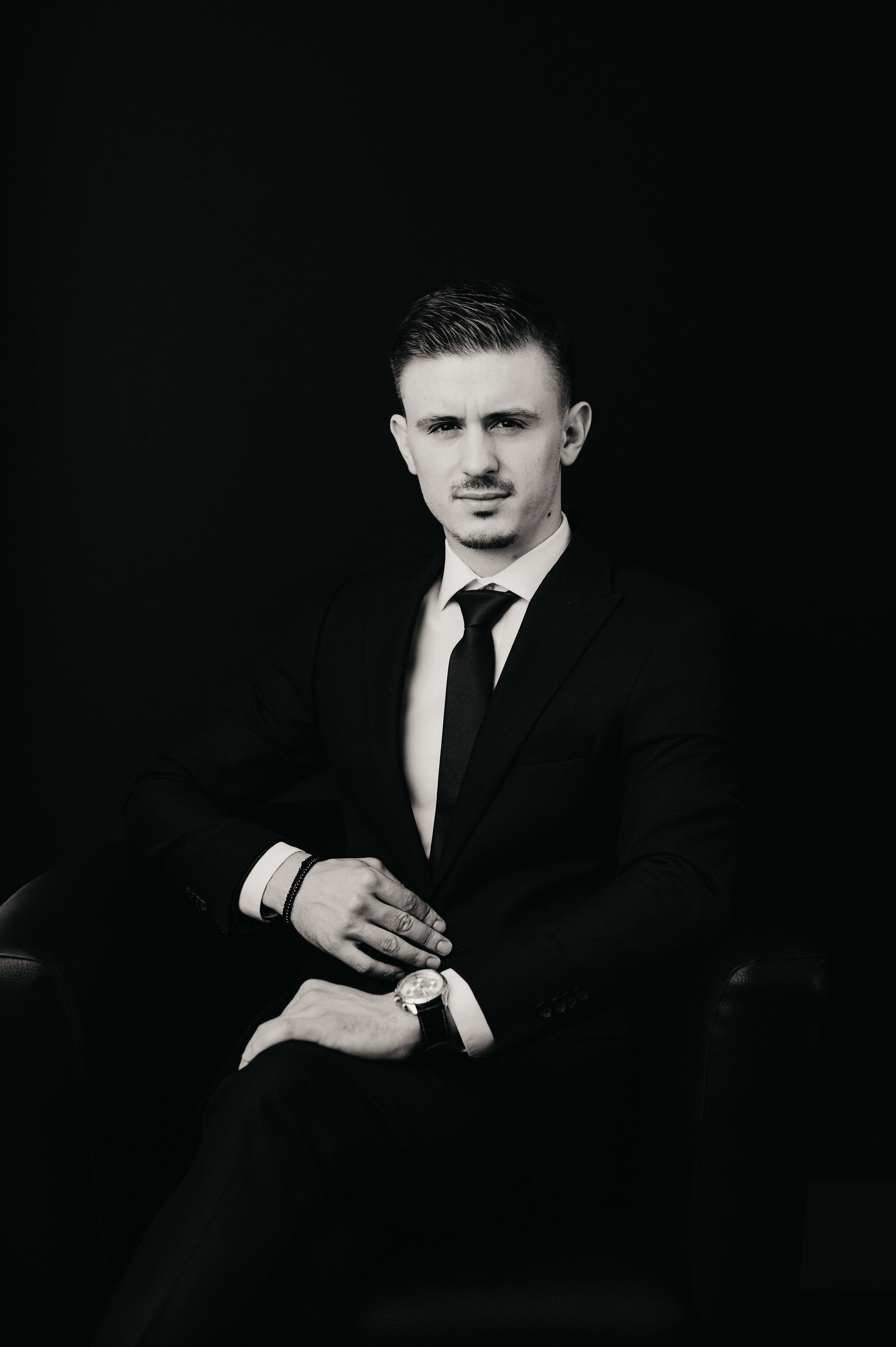 Studio photography. Valentin Melen — wedding photographer