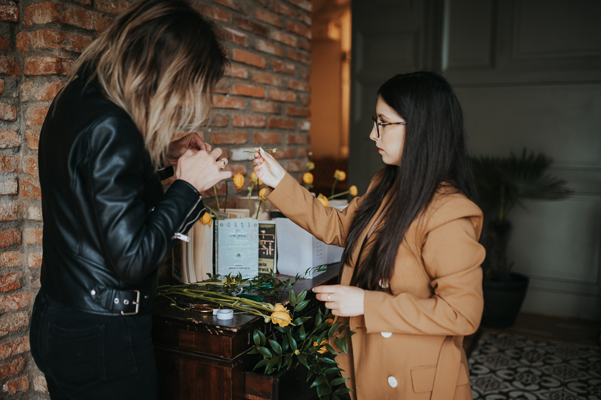 Dream wedding in Boho style at Heldsdorf Mansion in Brasov. Valentin Melen — wedding photographer