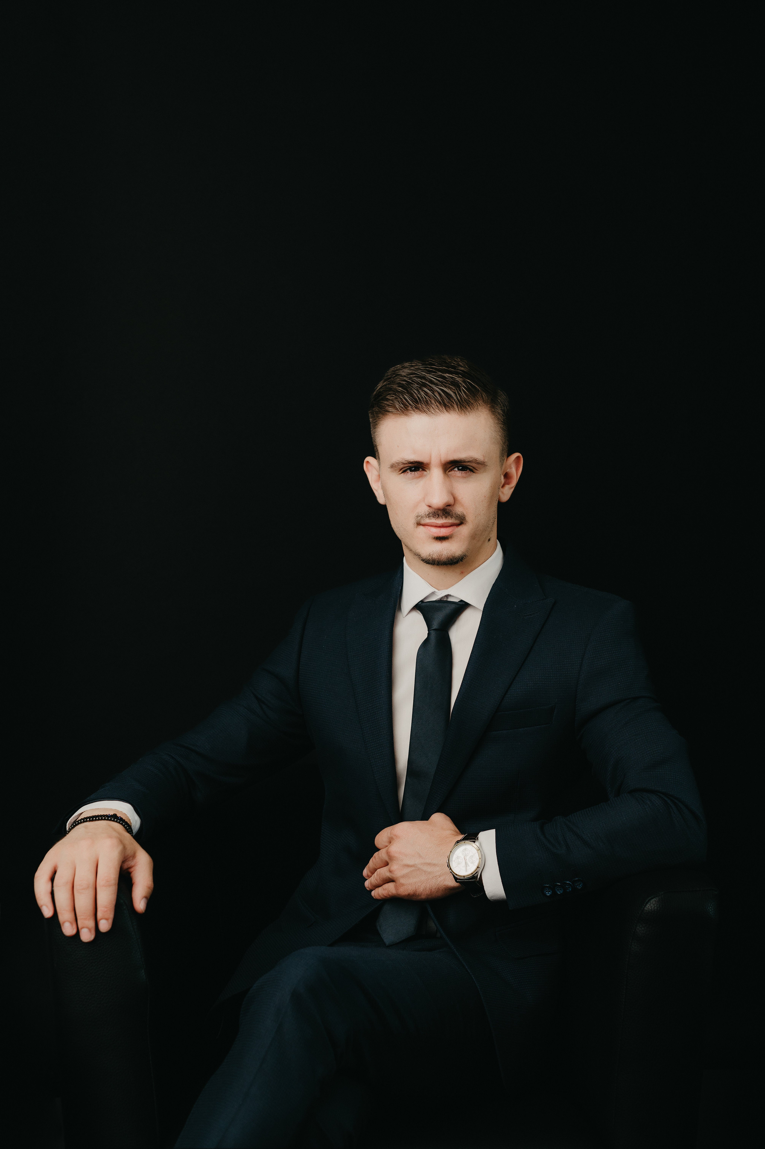 Studio photography. Valentin Melen — wedding photographer